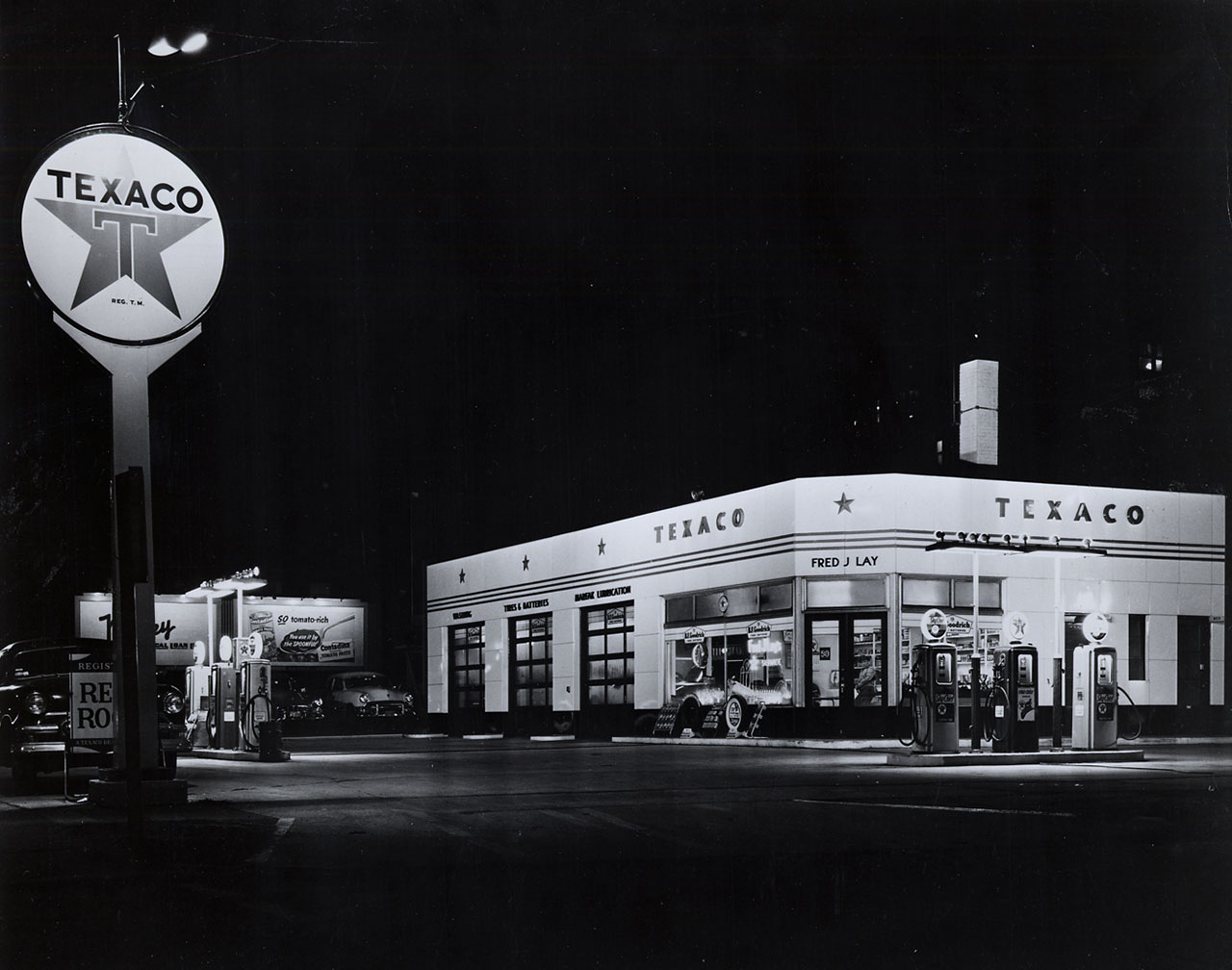 Texaco Gainesville, US, 24 hour gas station