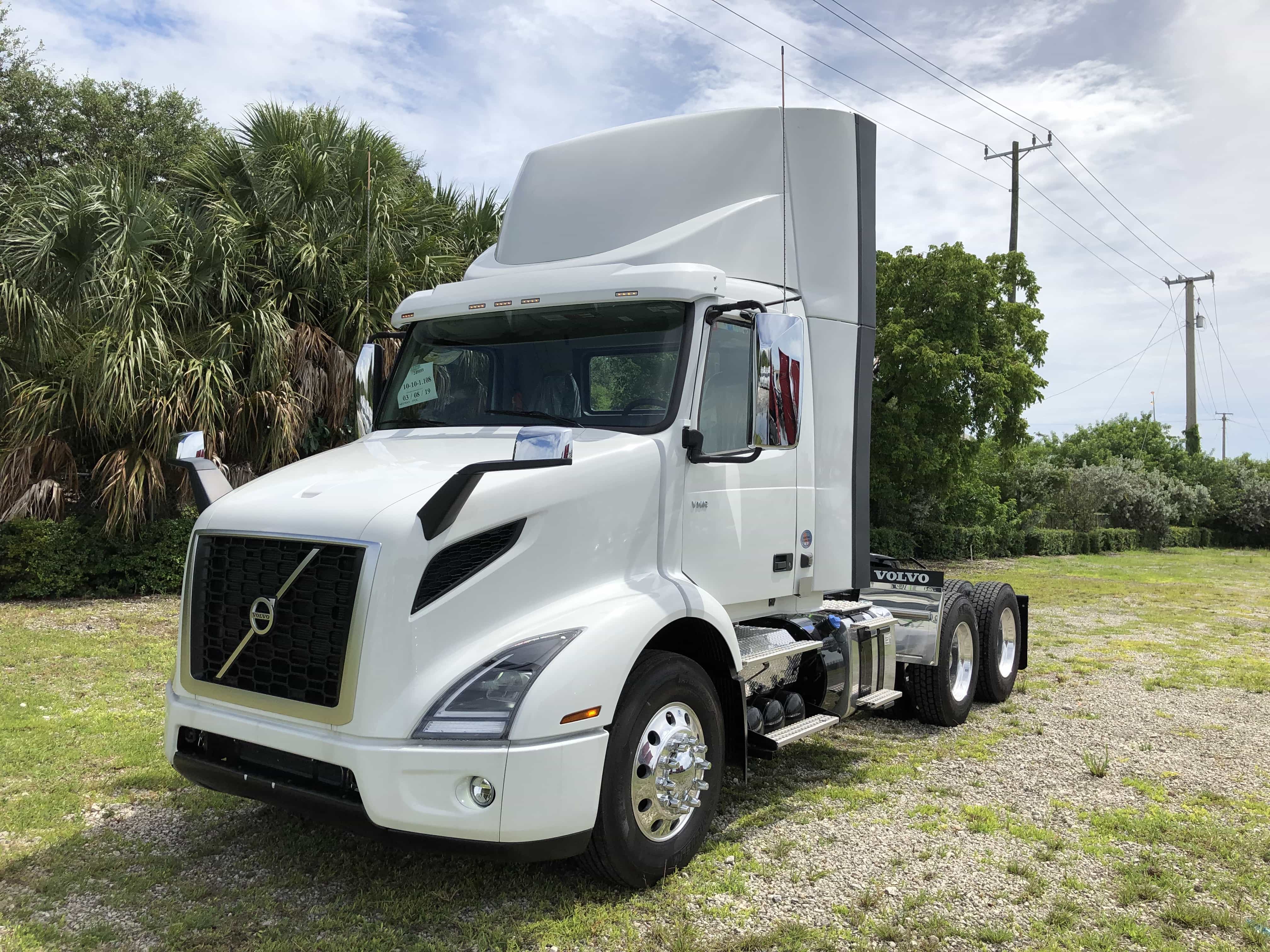 Nextran Truck Centers - Orlando, FL, US, used trucks for sale near me