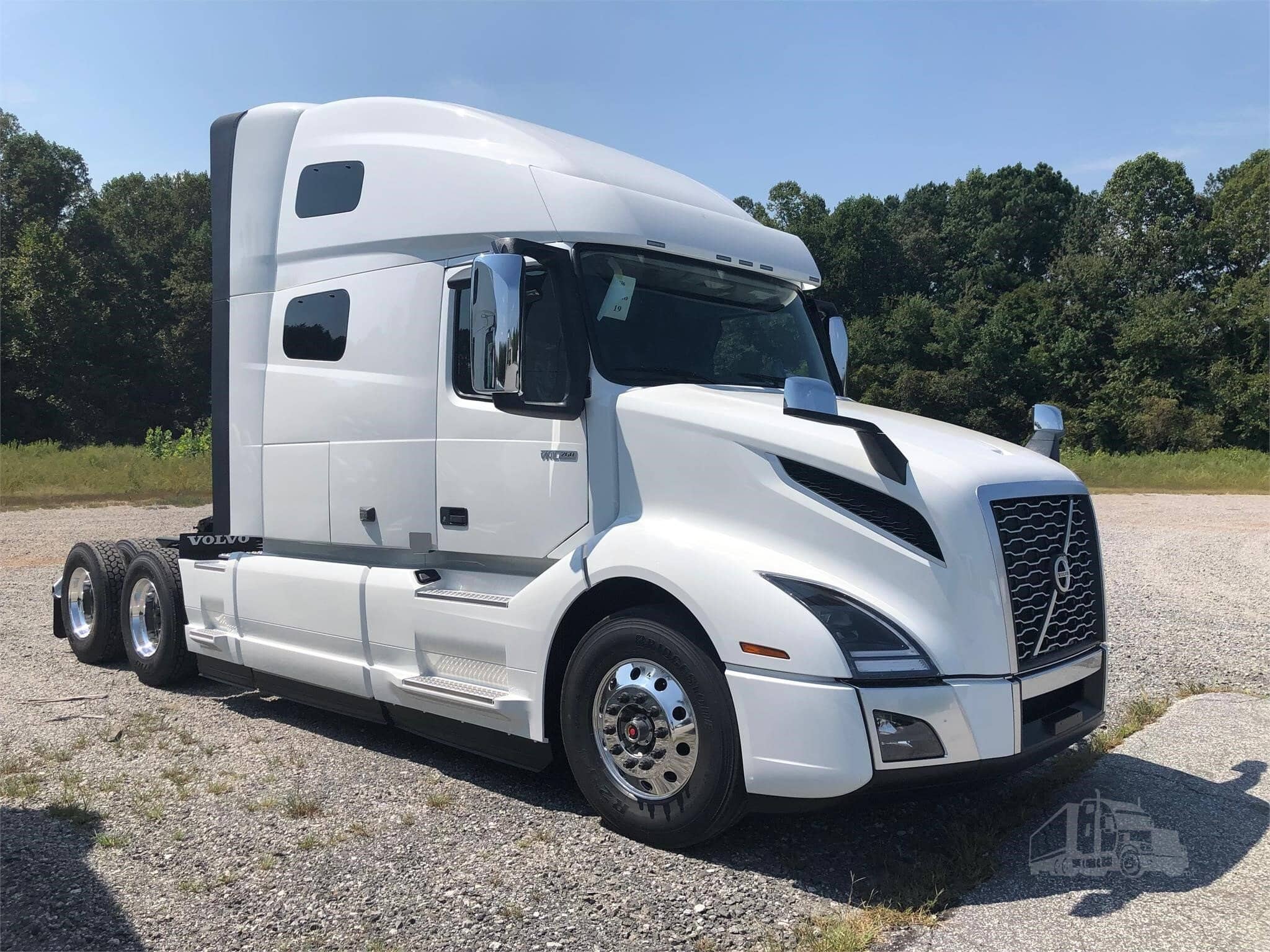 Advantage Truck Center - Charlotte, NC, US, truck dealers