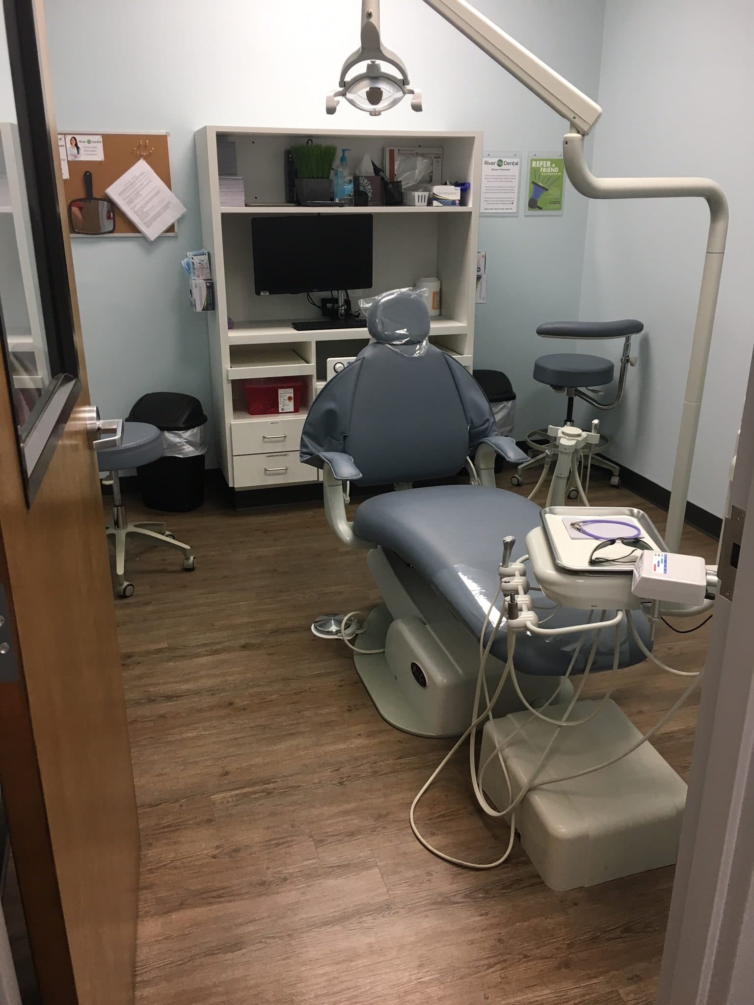 River Dental - Fayetteville, AR, US, dental clinic