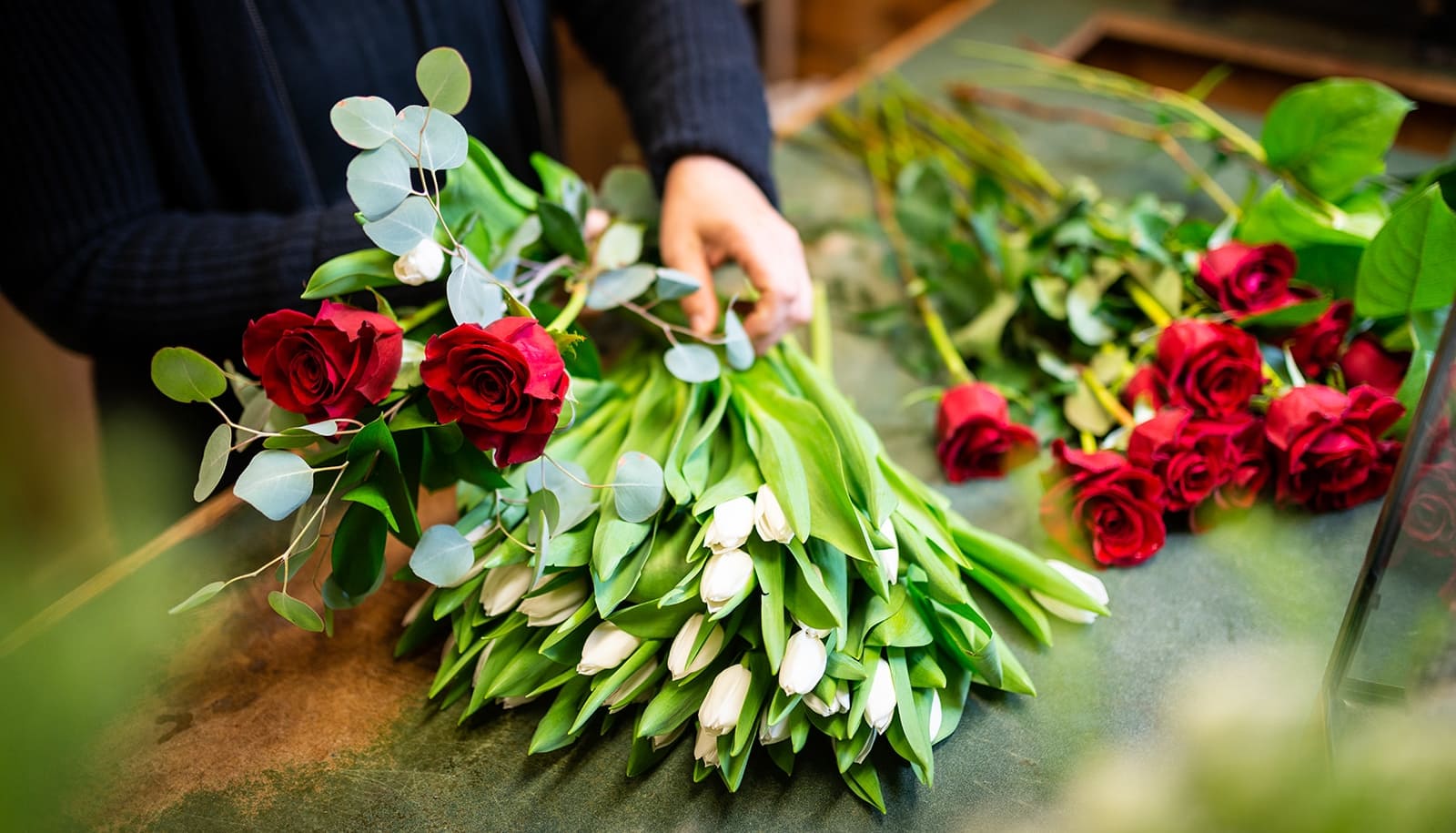 Riverside Nursery Garden Center & Florist - Collinsville, CT, US, church wedding flowers