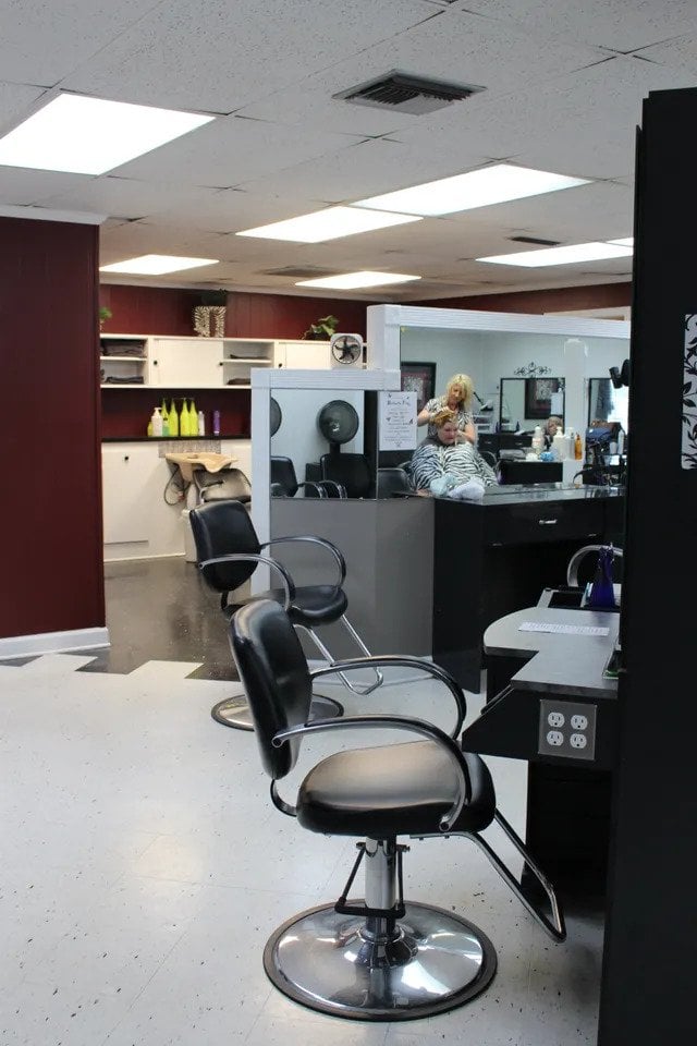 Inez's Styling Salon - Dothan, AL, US, beauty studio