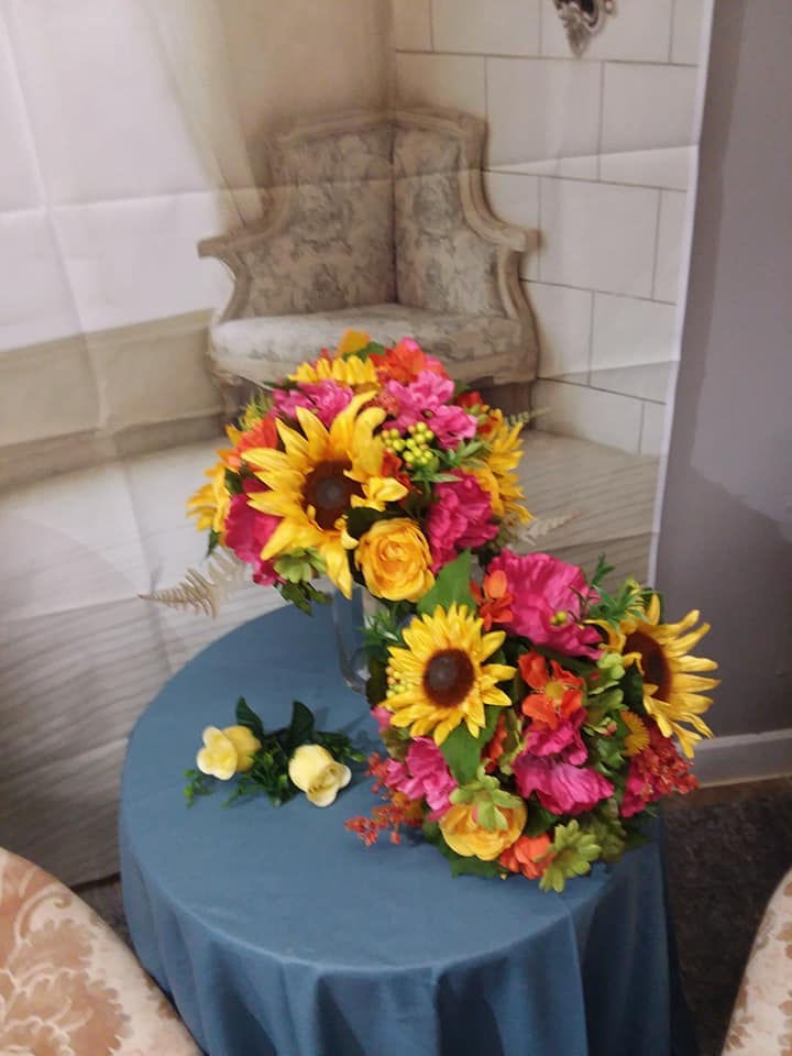 Beachbumz Lady Flowers and Gifts - Lewes, DE, US, cheap florist