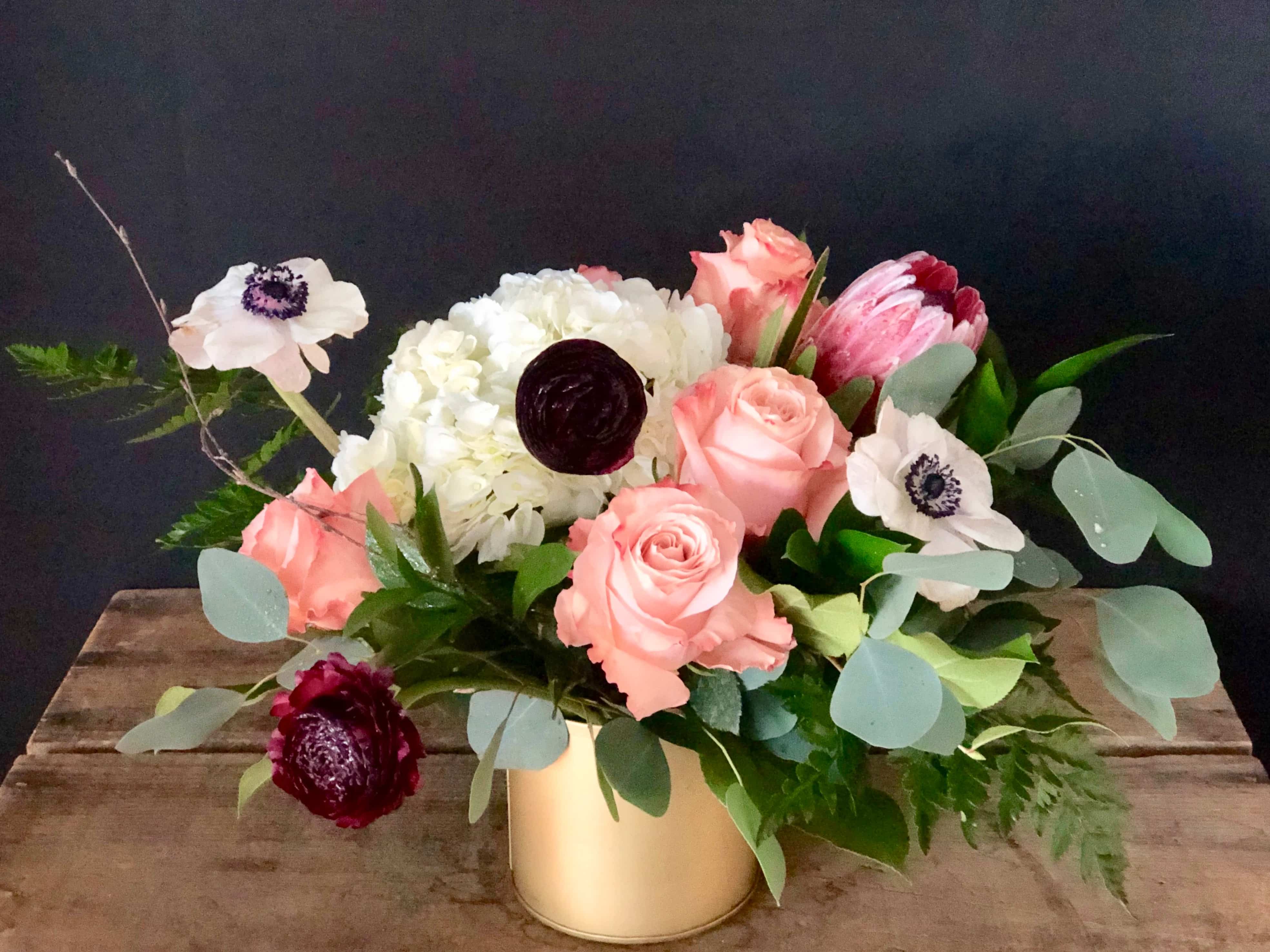 Thistle and Bloom - Chandler, AZ, US, white flower arrangements