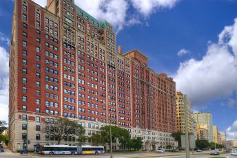 3240 N Lake Shore Drive - Wirtz Residential - Chicago, IL, US, home for rent near me