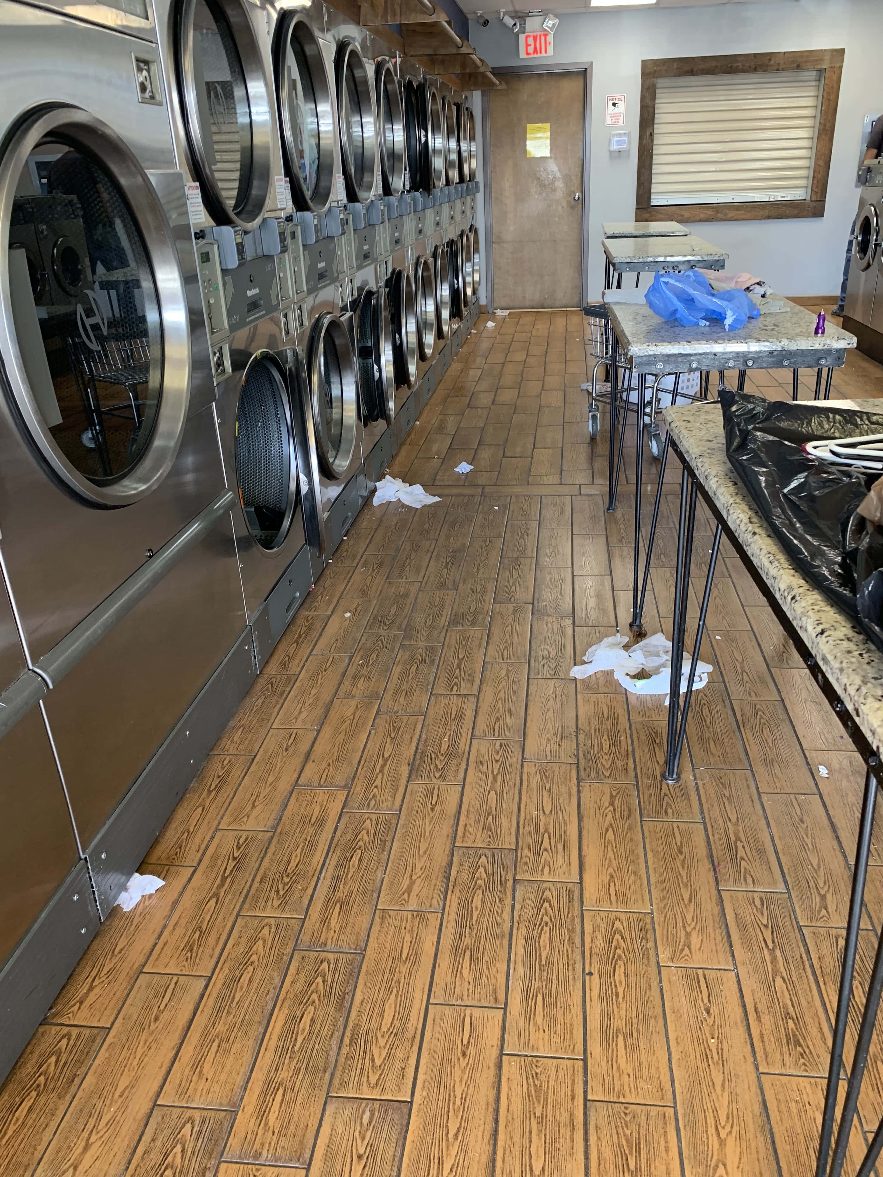 Spin City Laundry - Ocala (FL 34471), US, 24 hour laundry near me