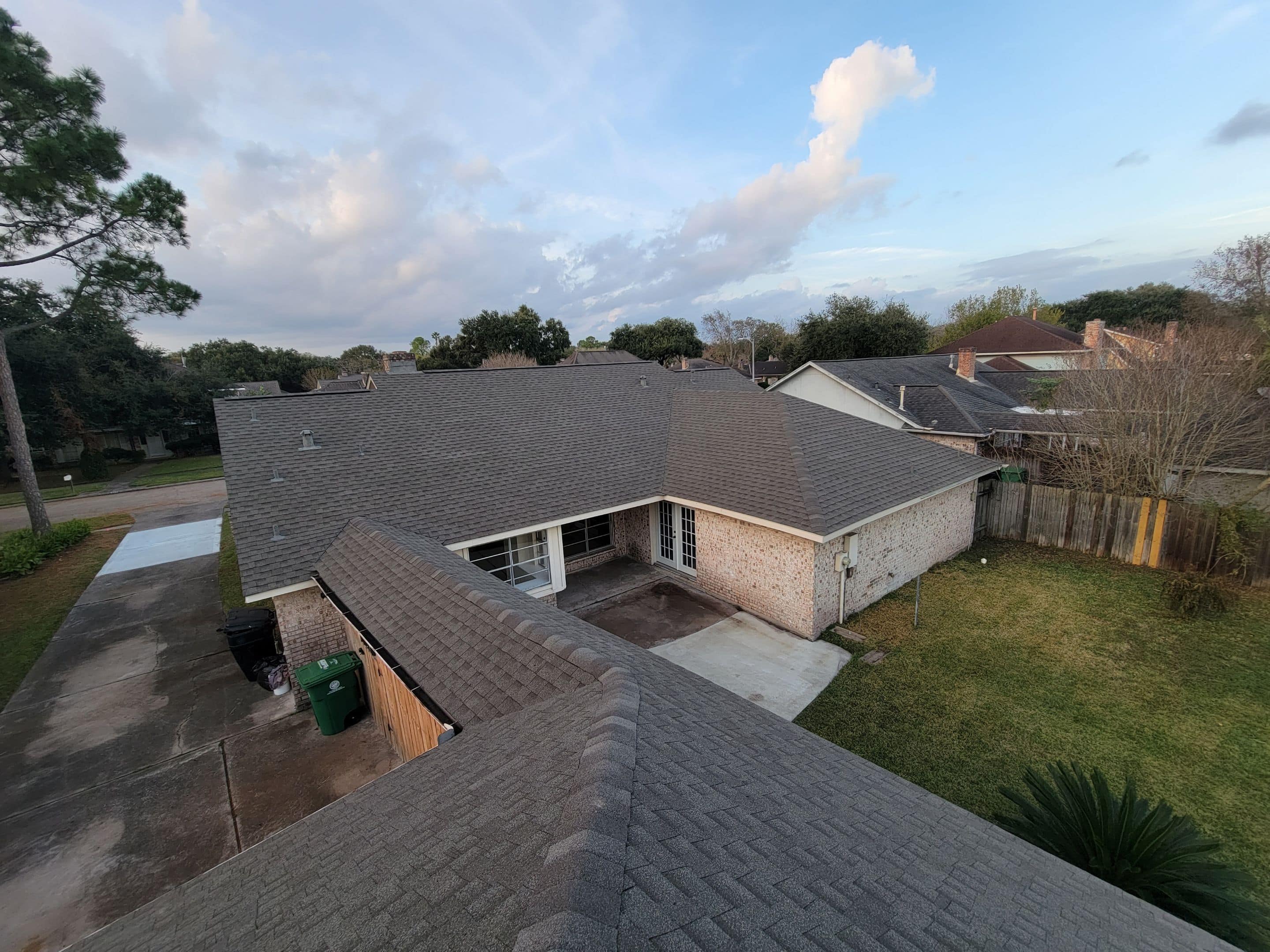 Fast Track Roofing - Houston, TX, US, fascia roofing