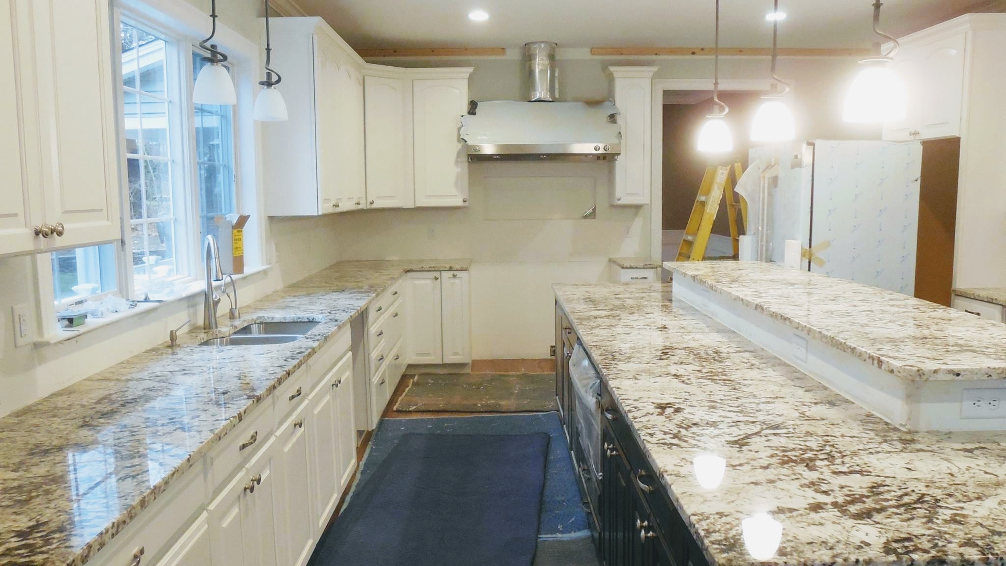 Verona Connecticut Granite & Marble LLC - Plainville, CT, US, granite slabs
