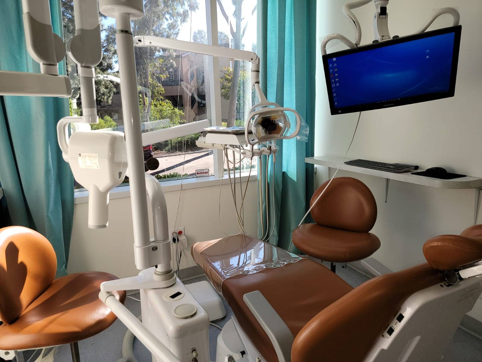 Nimmi Shine Dental - Dentist San Diego CA, US, urgent dental care