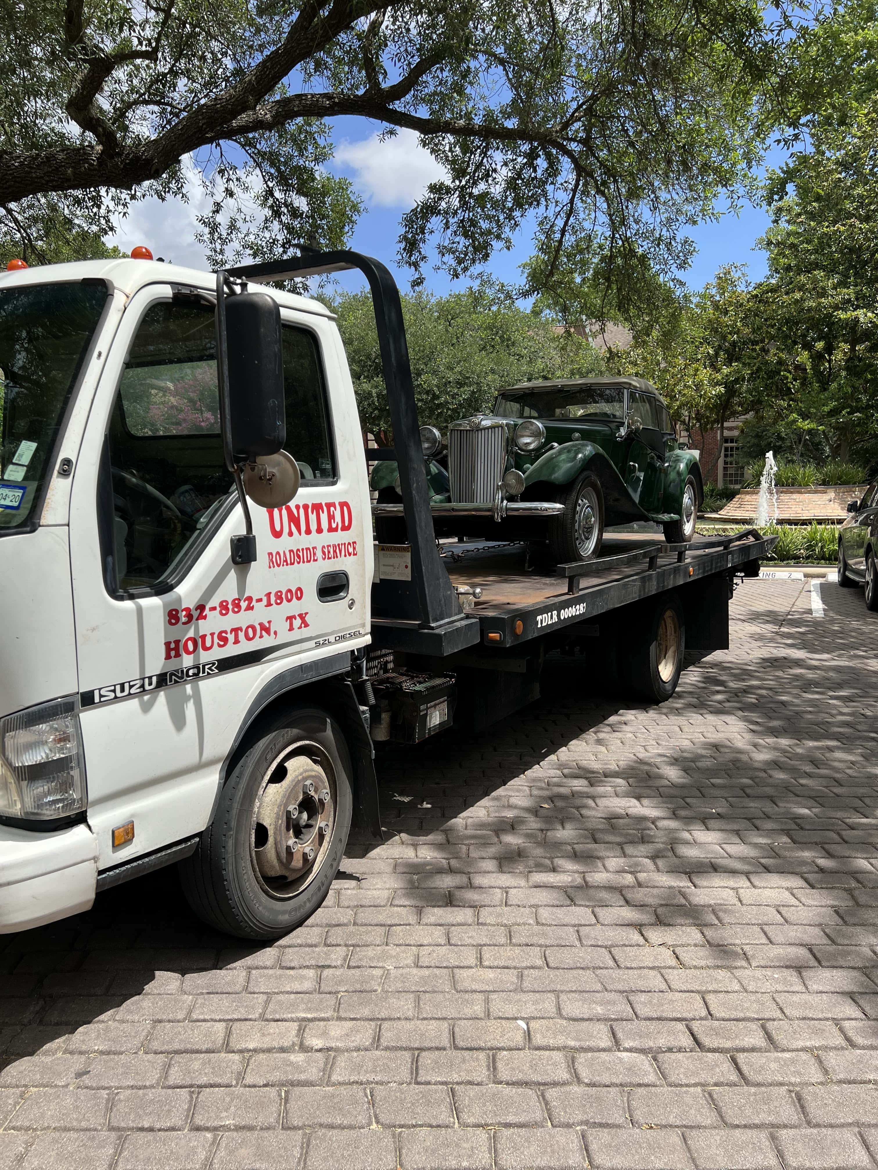 United Roadside & Towing Service - Houston, TX, US, 24 hour towing near me