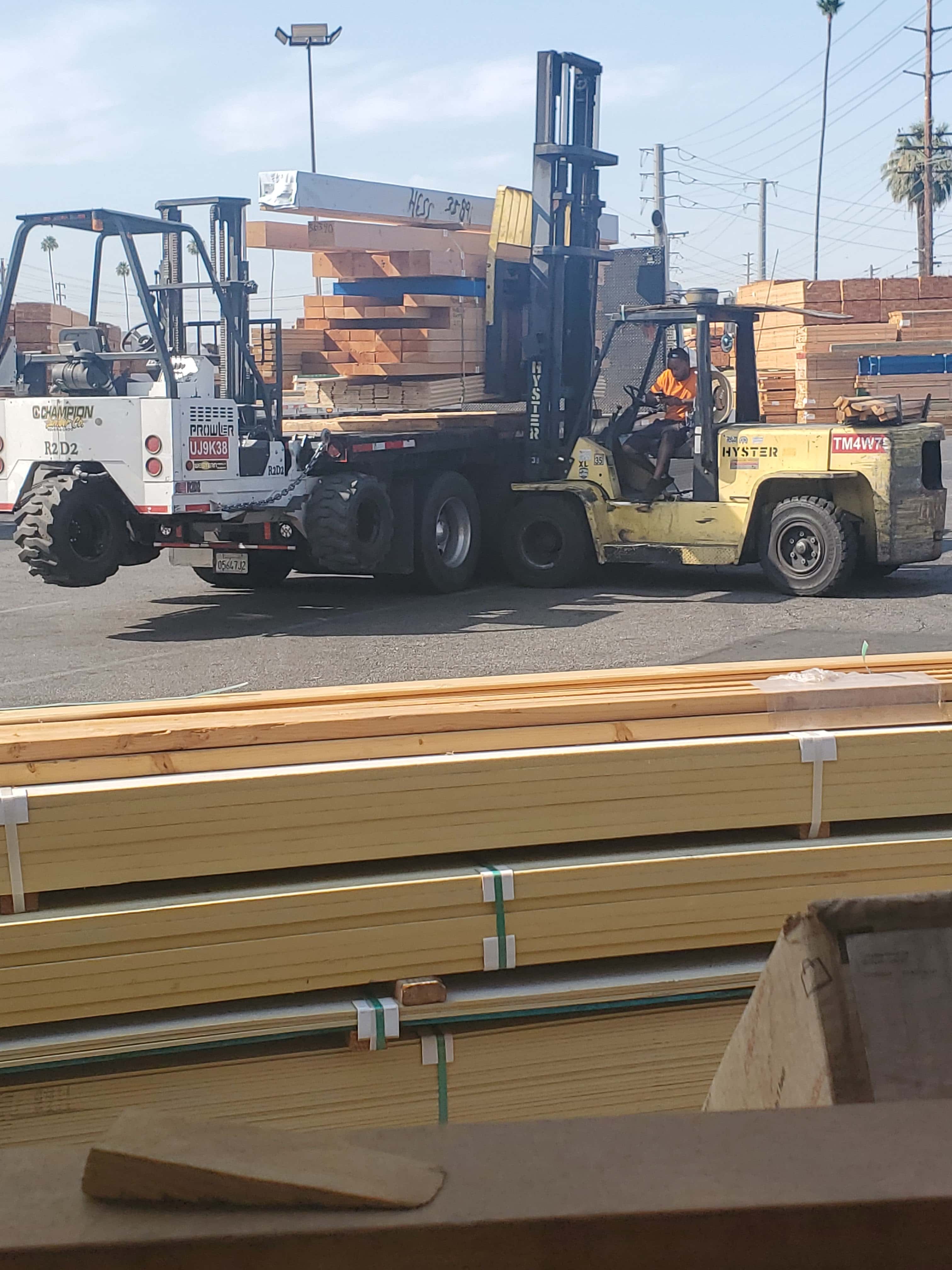 Champion Lumber Co - Riverside, CA, US, lumber store
