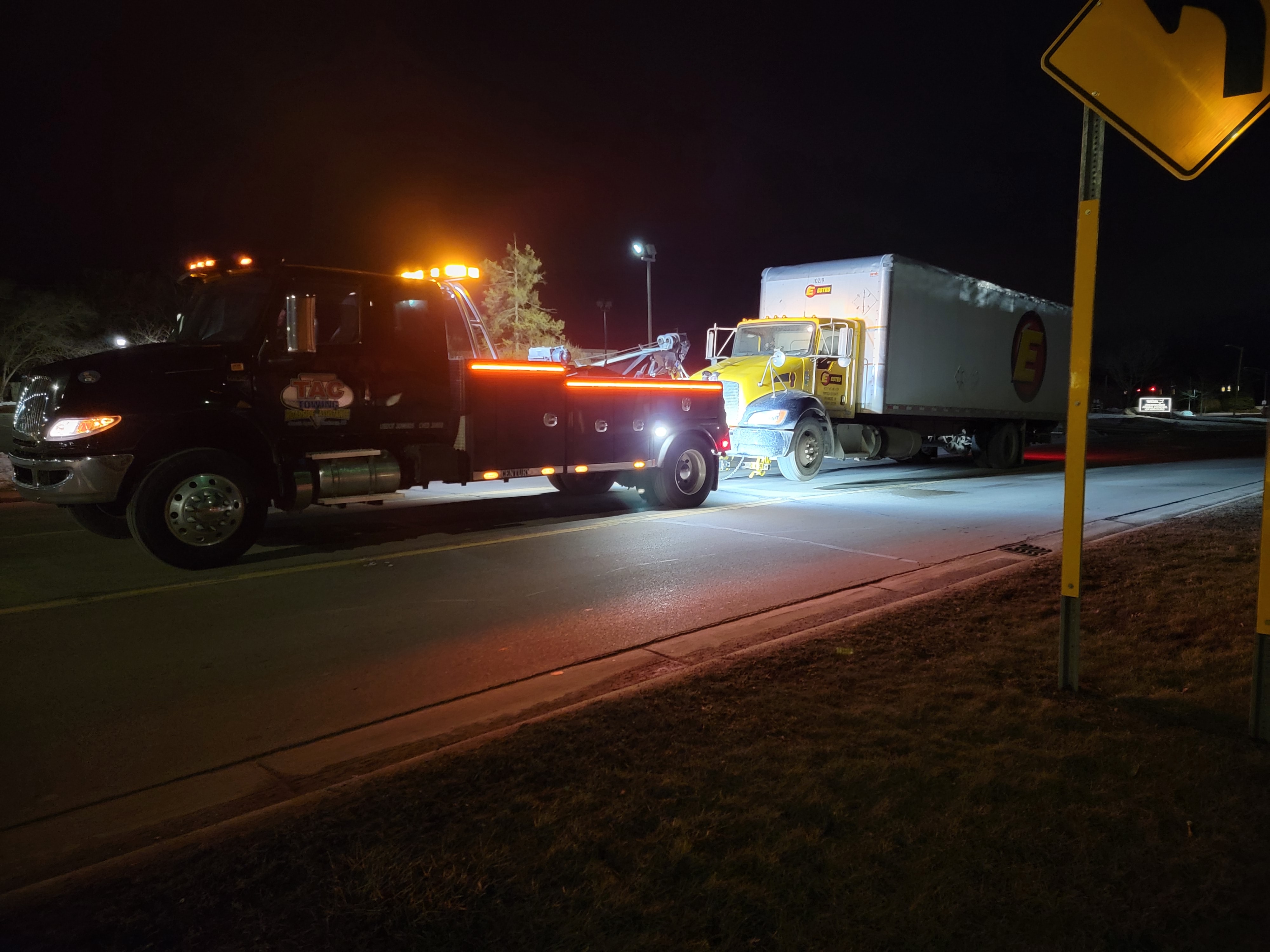 Tac Towing - Whitmore Lake, US, 24 hour tow truck near me