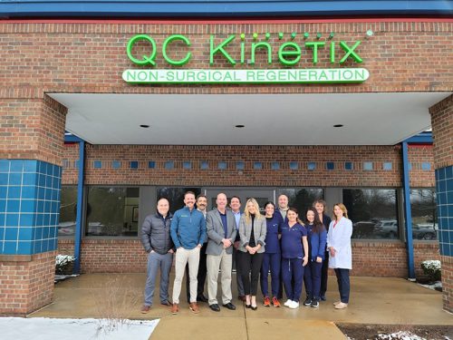 QC Kinetix Bentonville, US, pain knees
