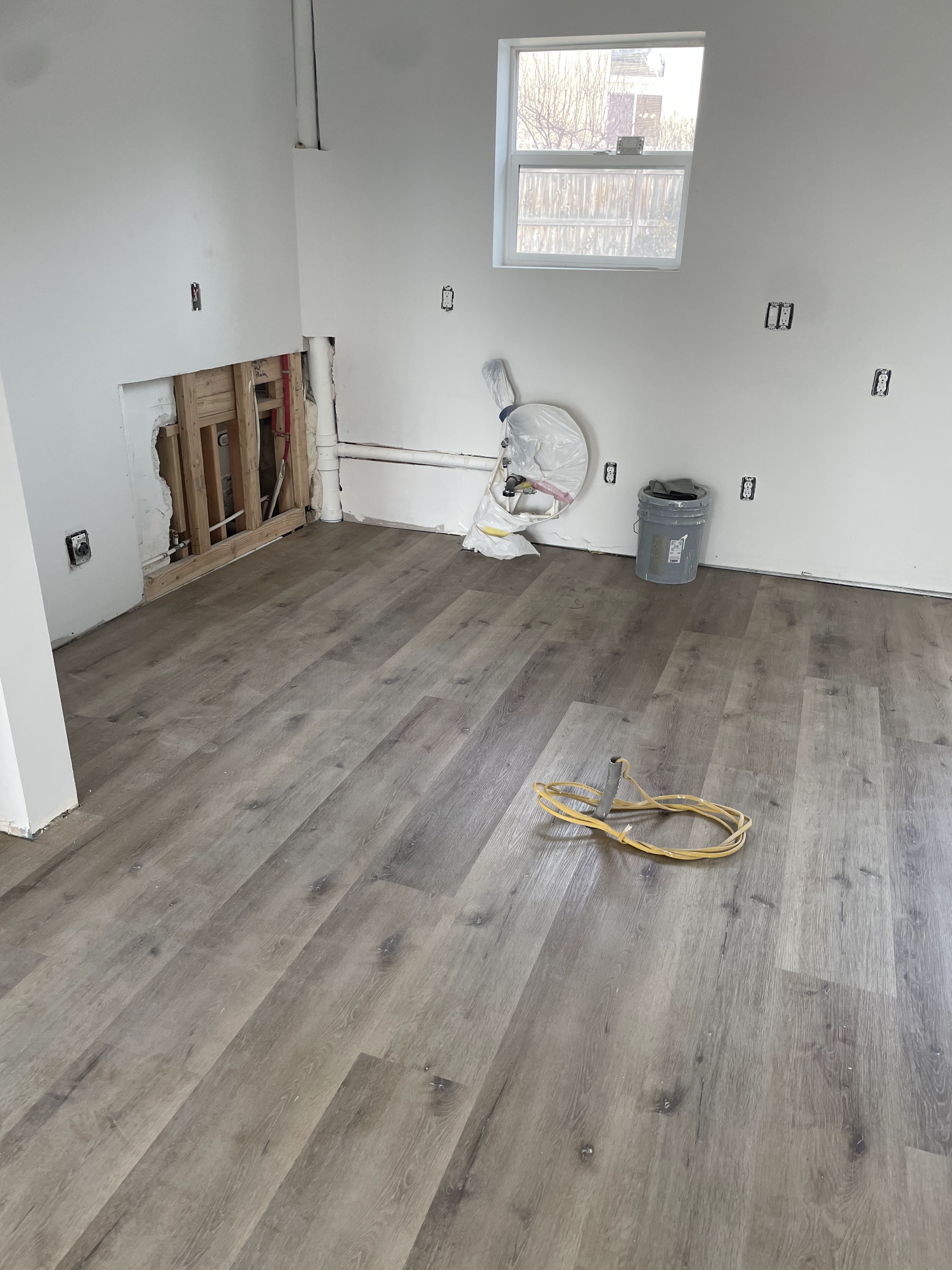 Utah Flooring & Design, Wooden Floorinag, Laminate & Vinyl Floors - Midvale, UT, US, floors near me
