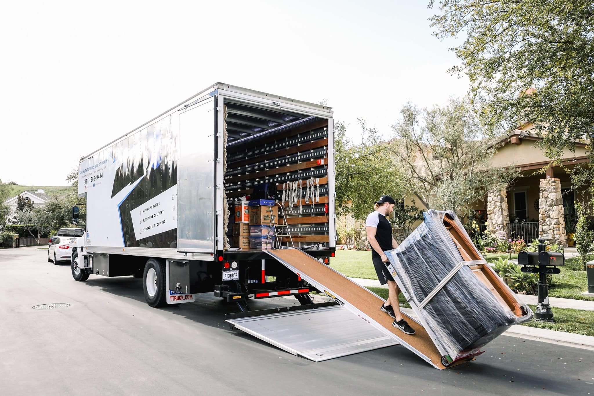 Affordable Reliable Moving Company - Aliso Viejo, CA, US, movers near me