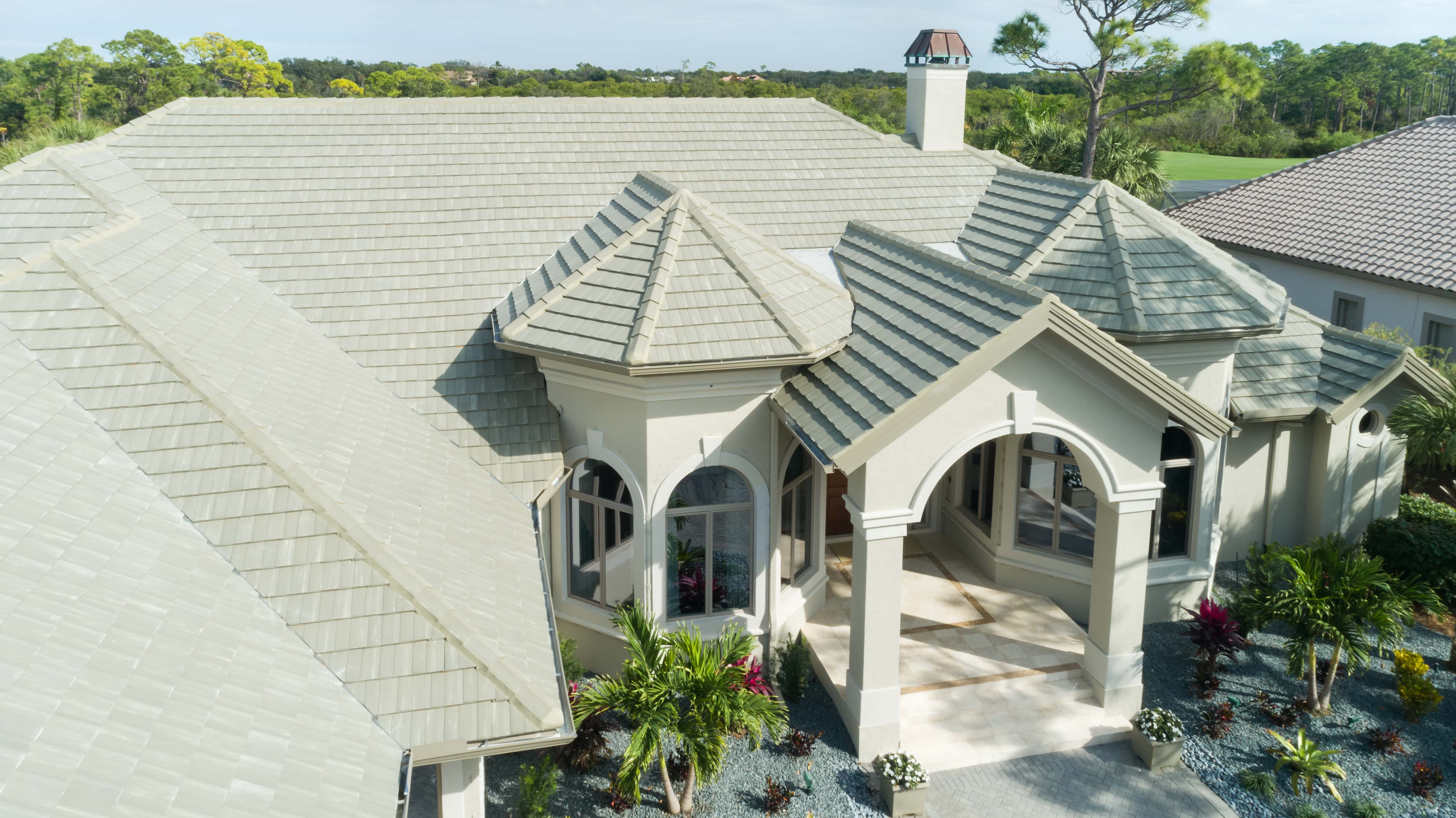 D.R. Martineau Roofing & Construction, Inc. - Fort Myers, FL, US, roofer