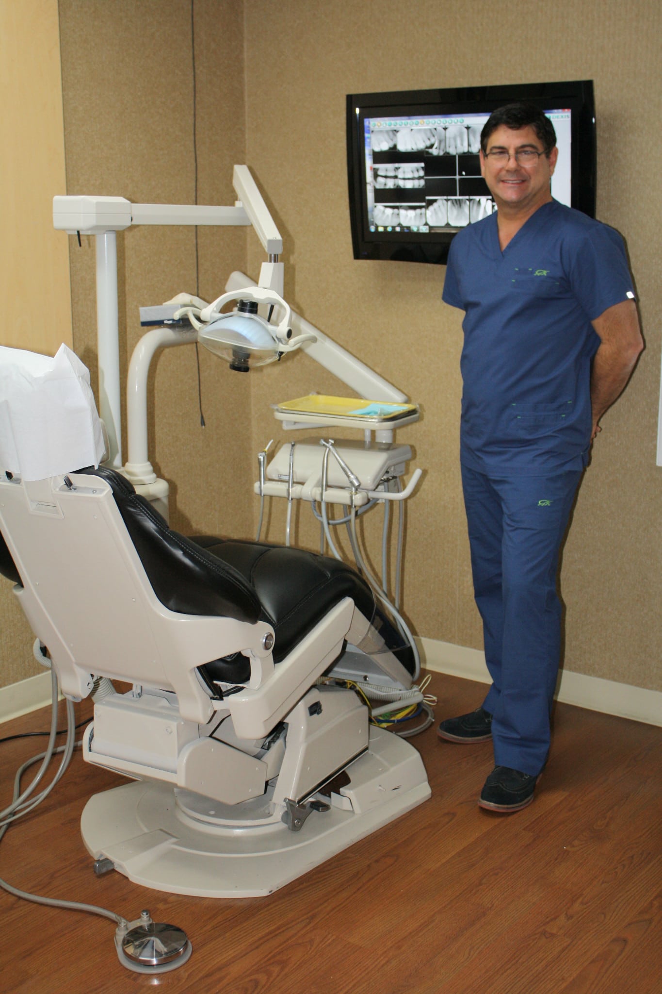 Michael J. Brandolino, DDS Inc. - Santa Monica, CA, US, laser teeth whitening
