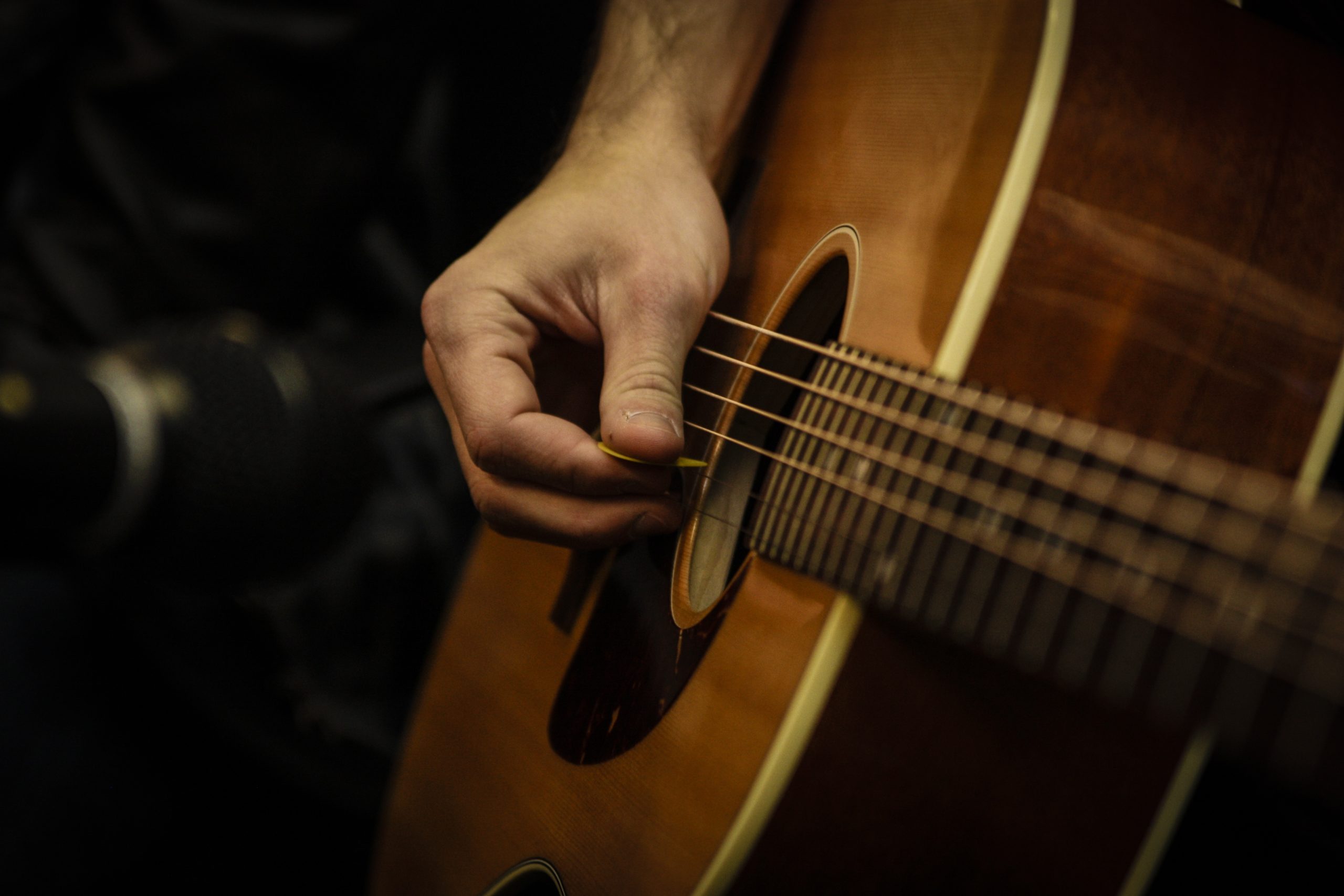 Cheshire Guitar School - Chester, UK, based guitar