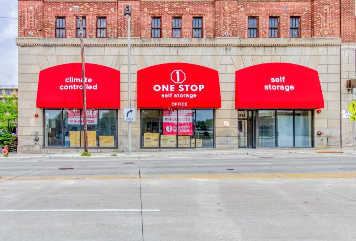One Stop Self Storage in Milwaukee, US, affordable storage