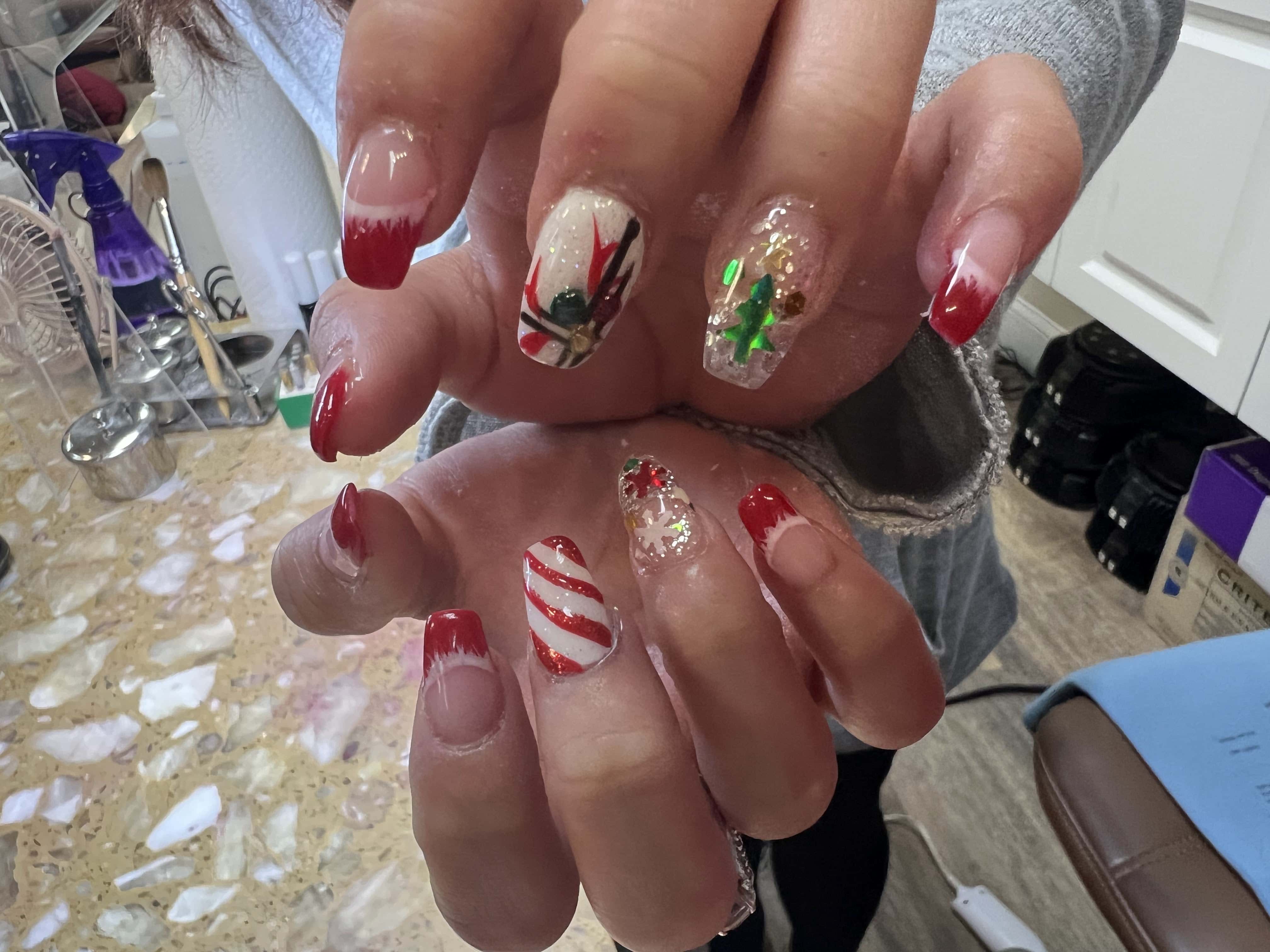 Beautiful Nails - Seminole (FL 33778), US, white nails