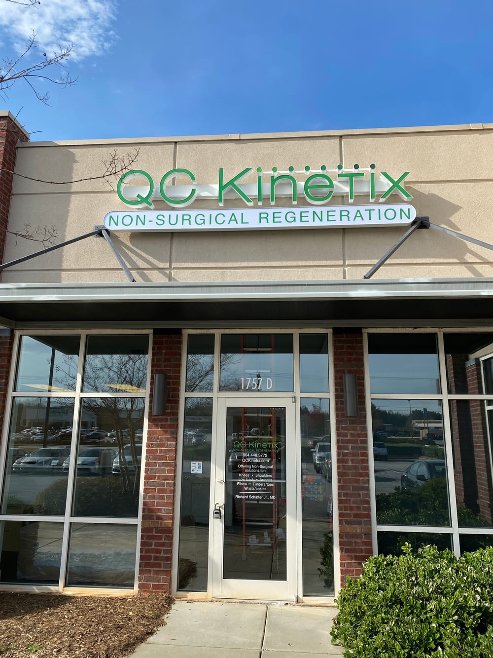 QC Kinetix (Ocala), US, pain knee