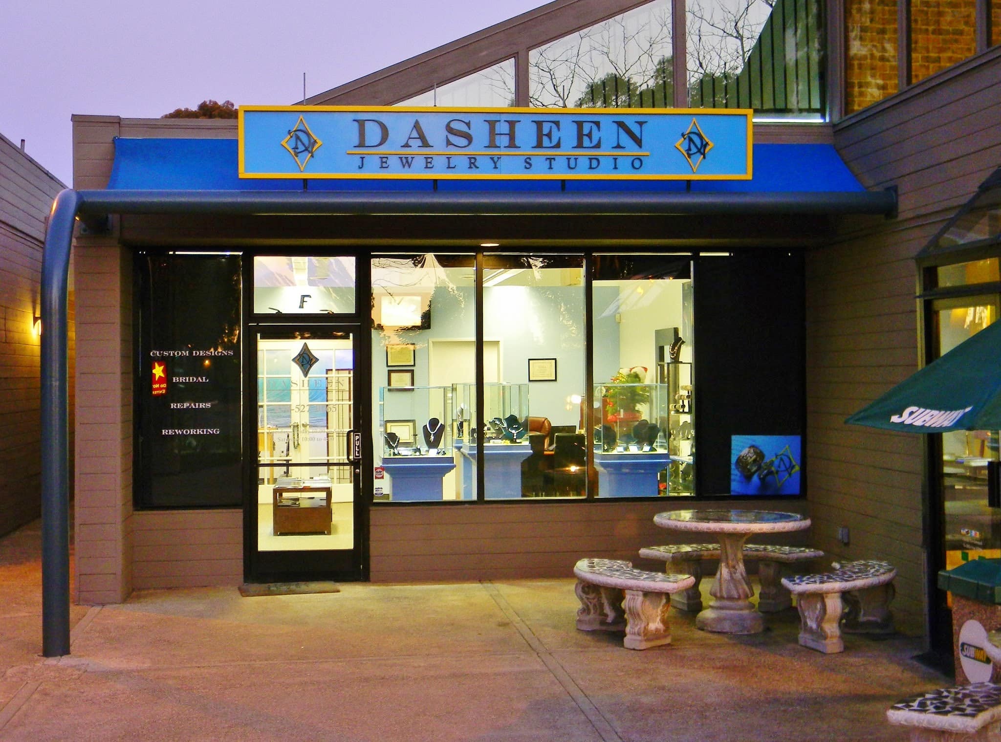 Dasheen Jewelry Studio - San Diego, CA, US, antique jewellery