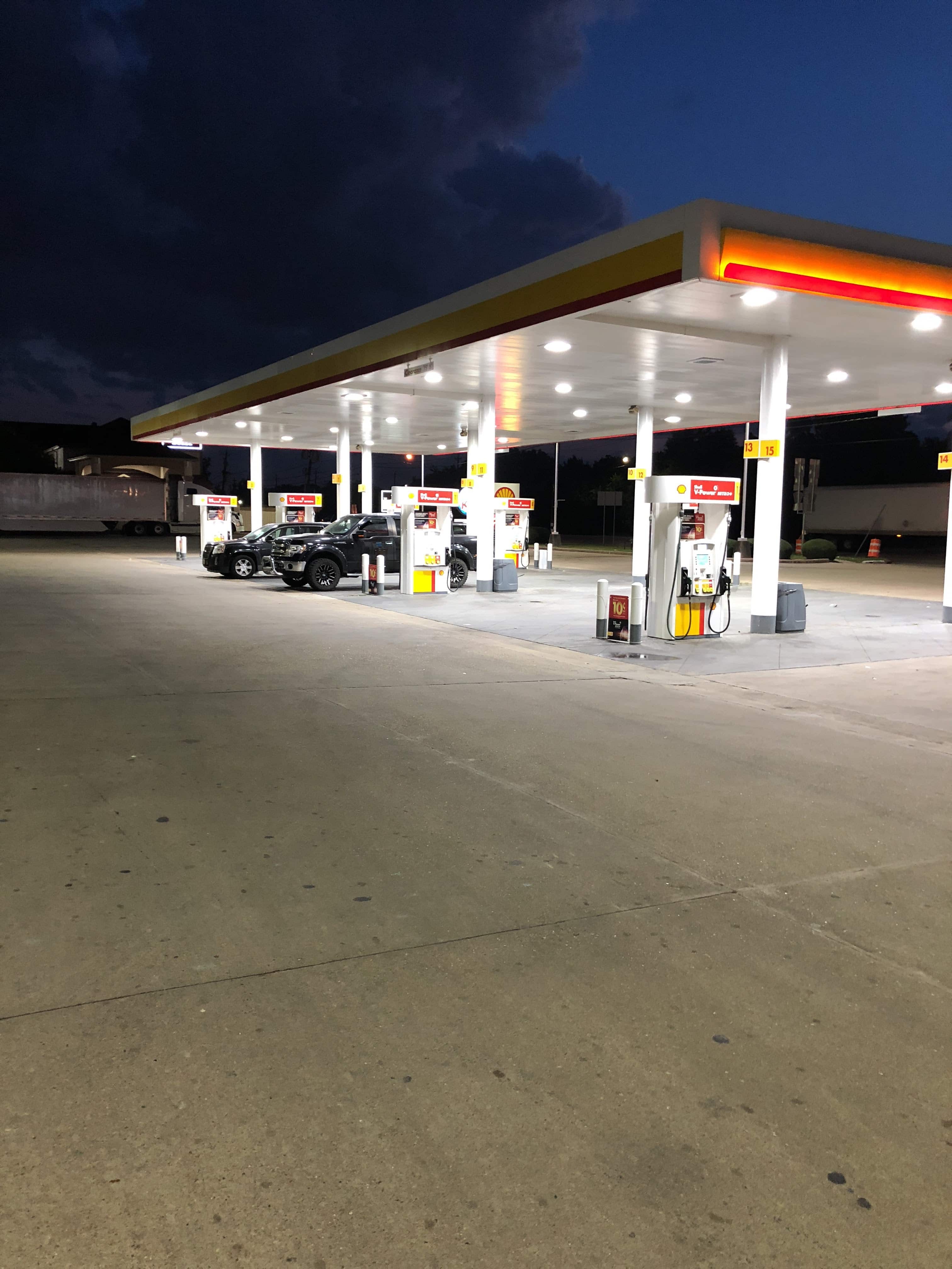 Shell - Houston (TX 77075), US, gas station near by