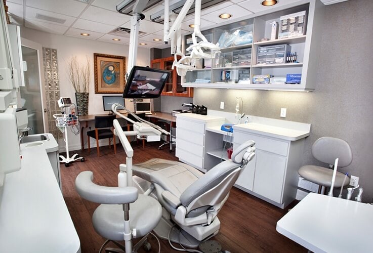 Tarpon Shores Dental - Englewood, FL, US, wisdom teeth removal