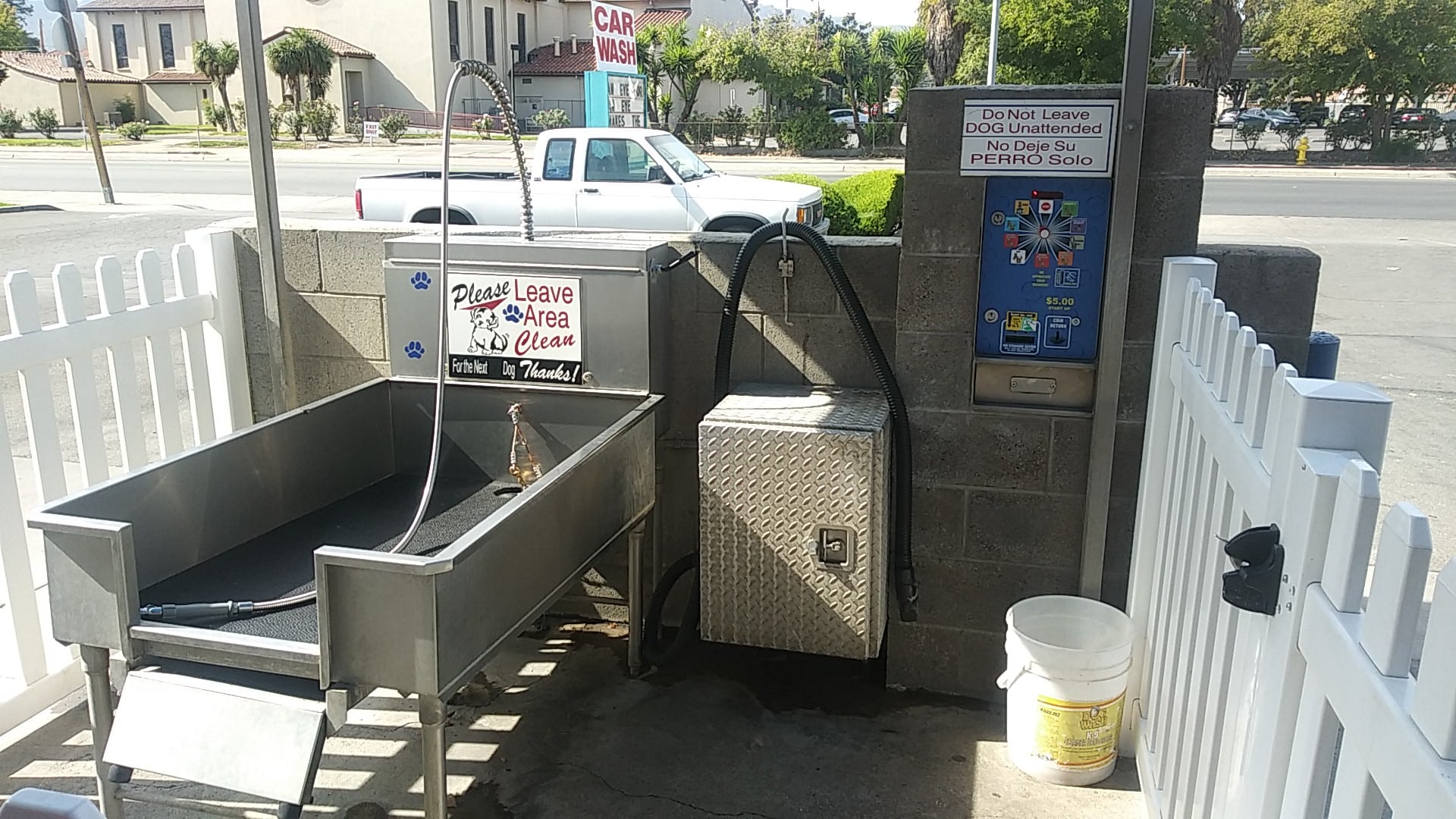 E-Z Clean Car & Dog Wash - Gilroy, CA, US, self service car wash