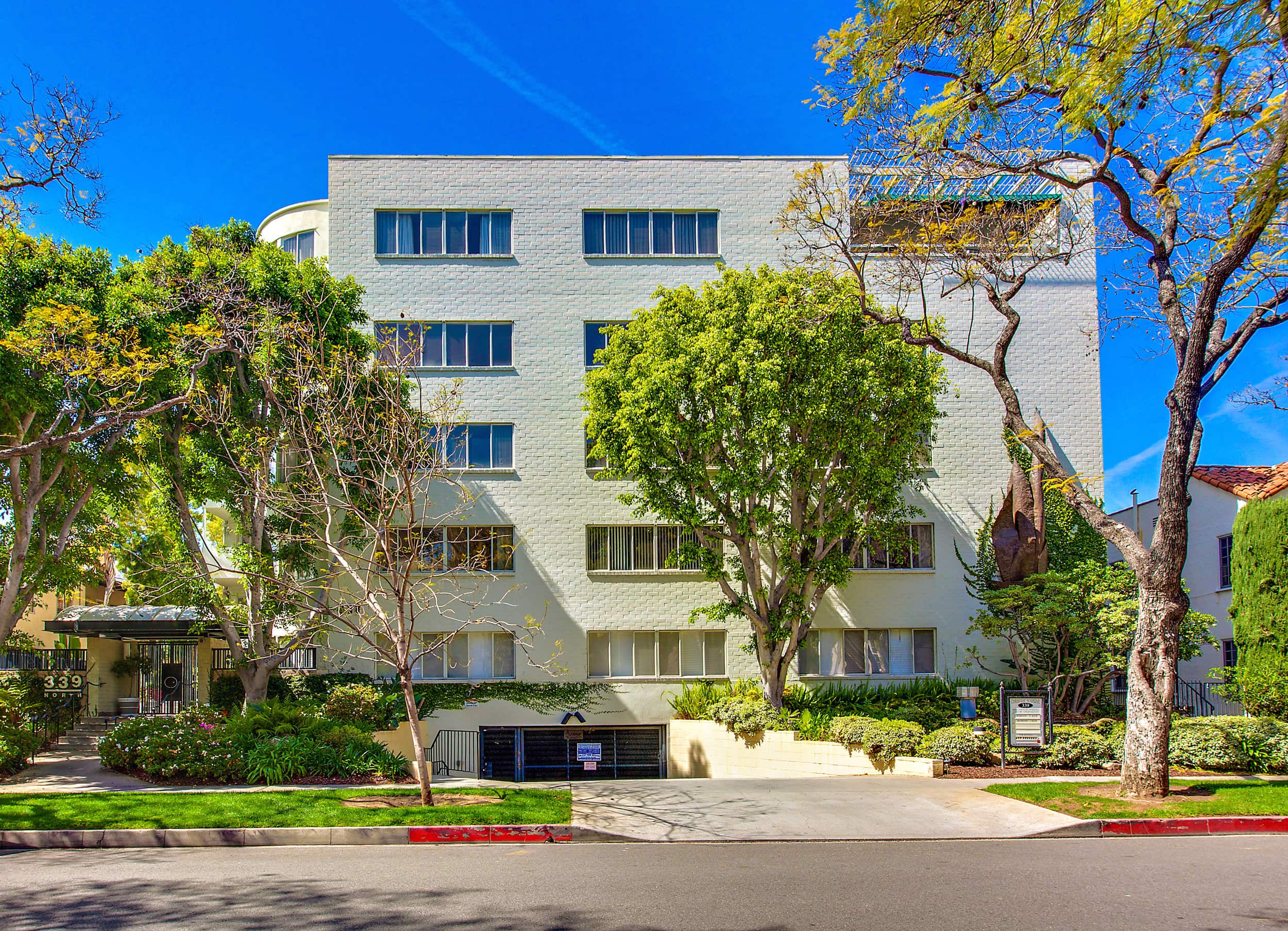 The Oakhurst Moderne - Beverly Hills, CA, US, rentals
