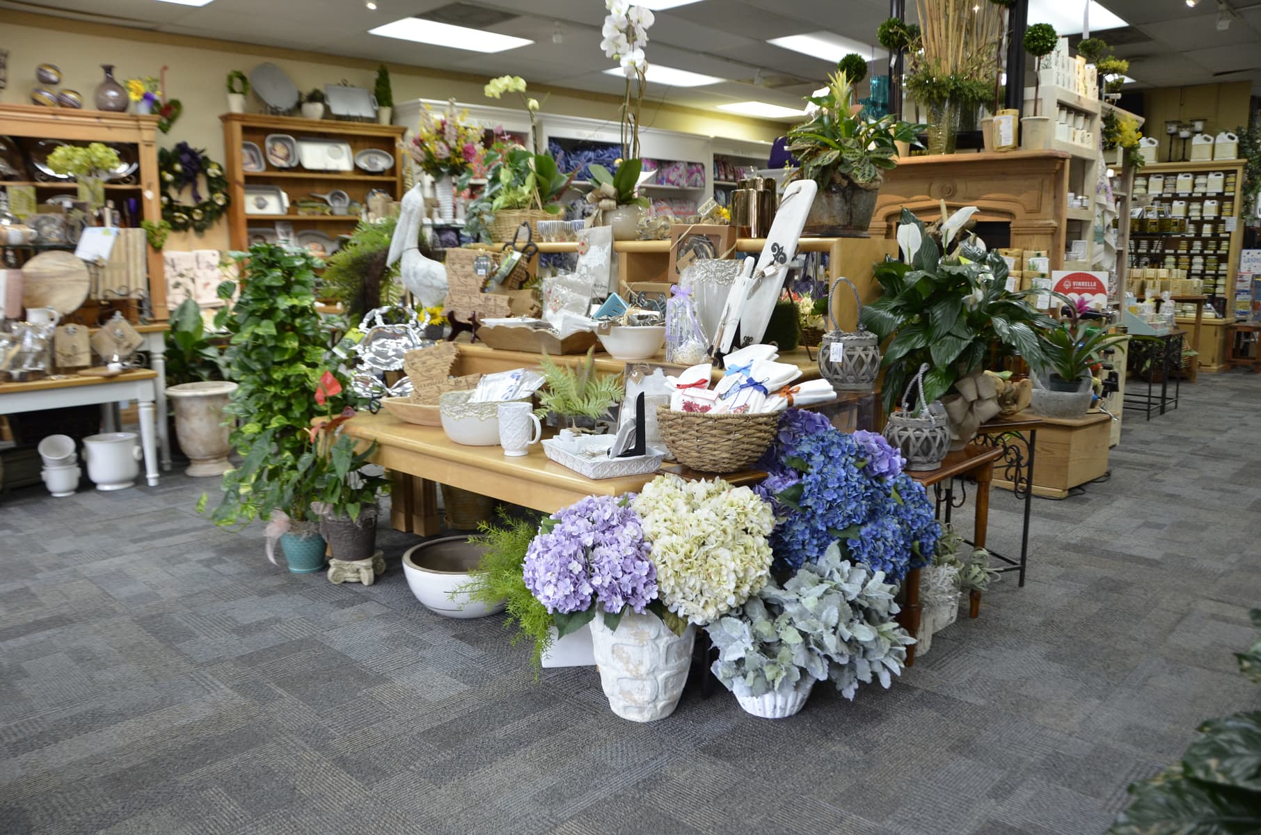 Billy Heroman's Flowers & Gifts Plantscaping - Baton Rouge, LA, US, places to buy flowers near me