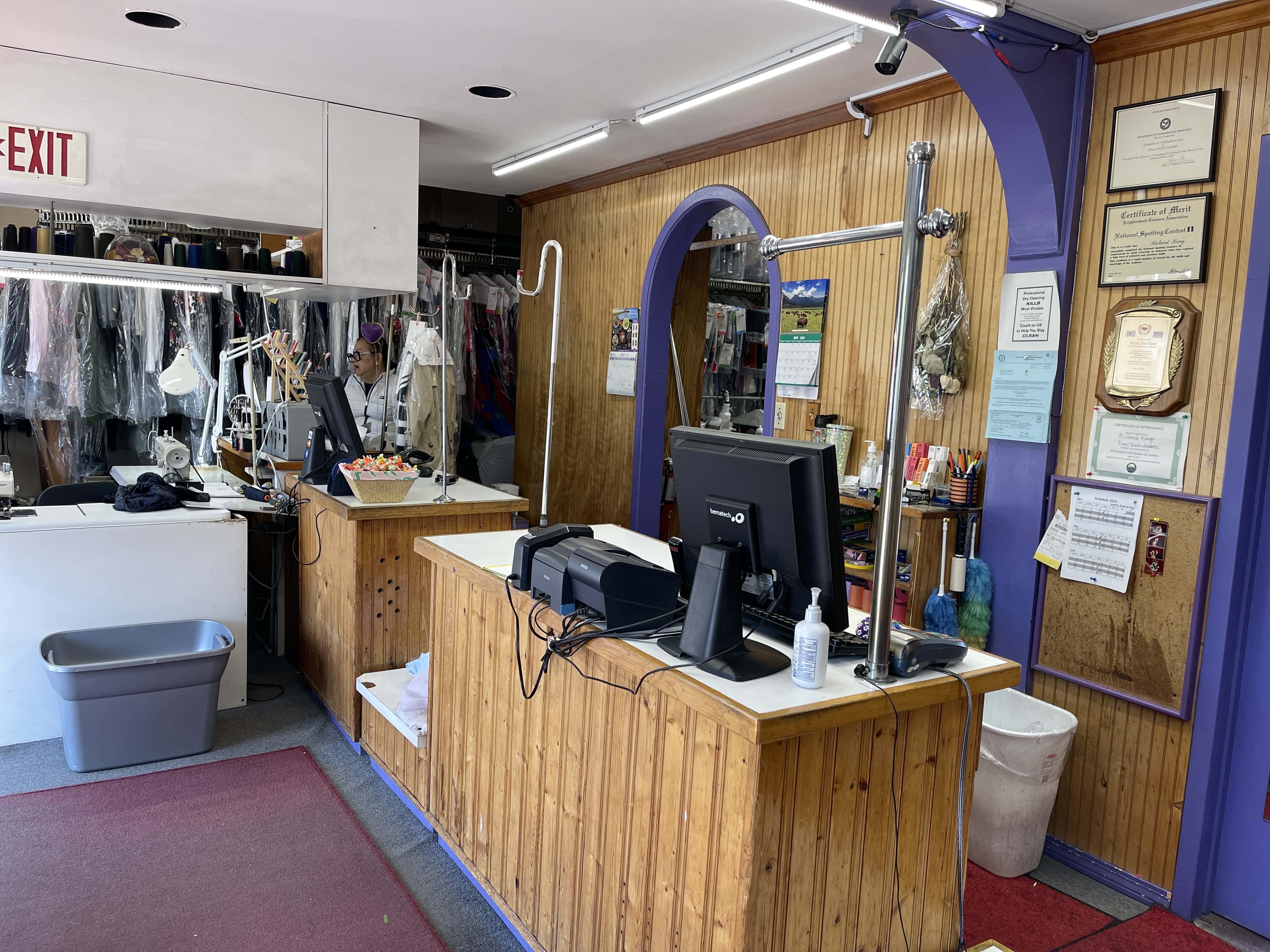 Final Touch Cleaners - Westport (CT 06880), US, dry cleaner