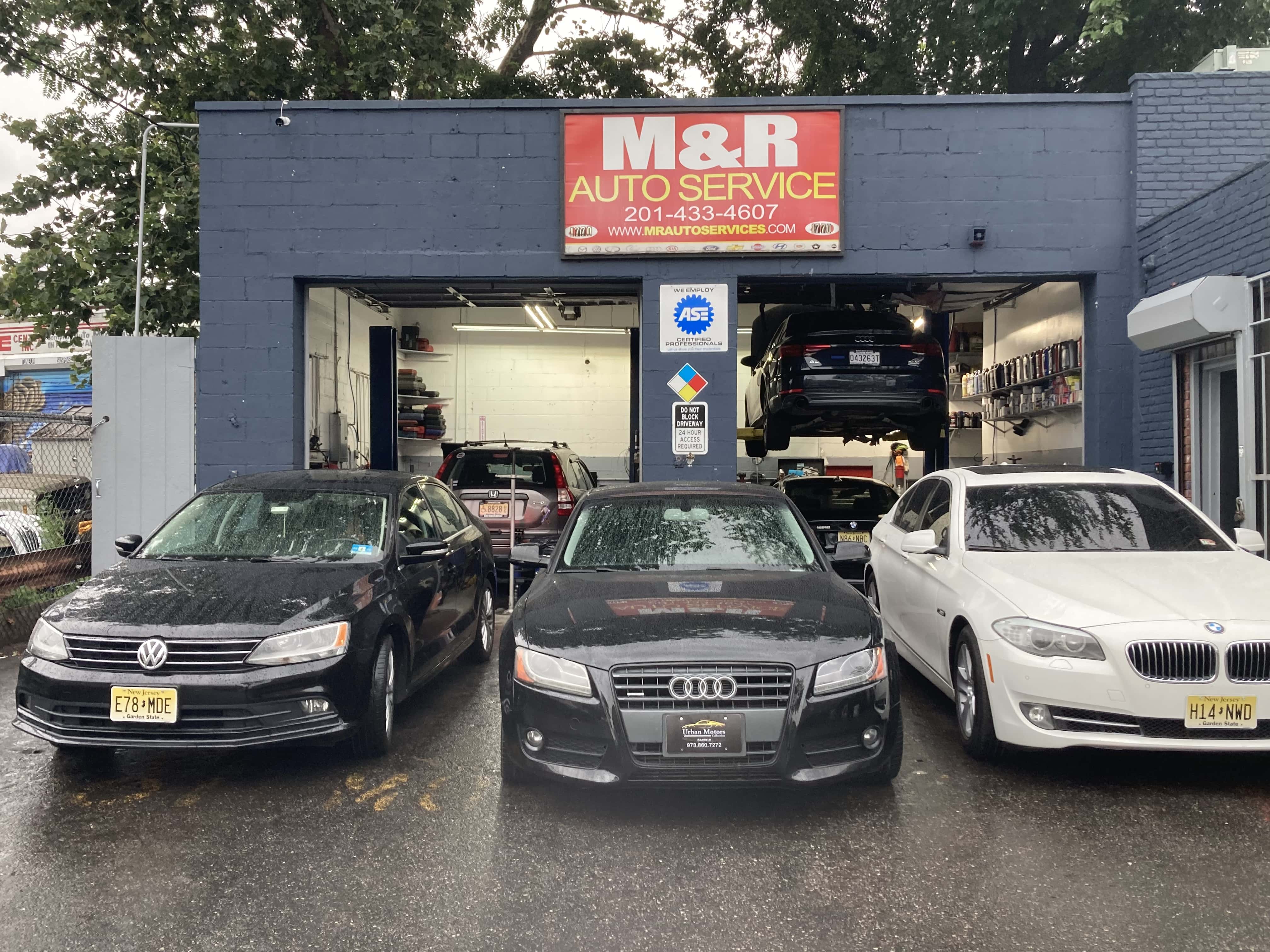M&R Auto Services | Auto Repair Shop - Jersey City, NJ, US, paint auto shop