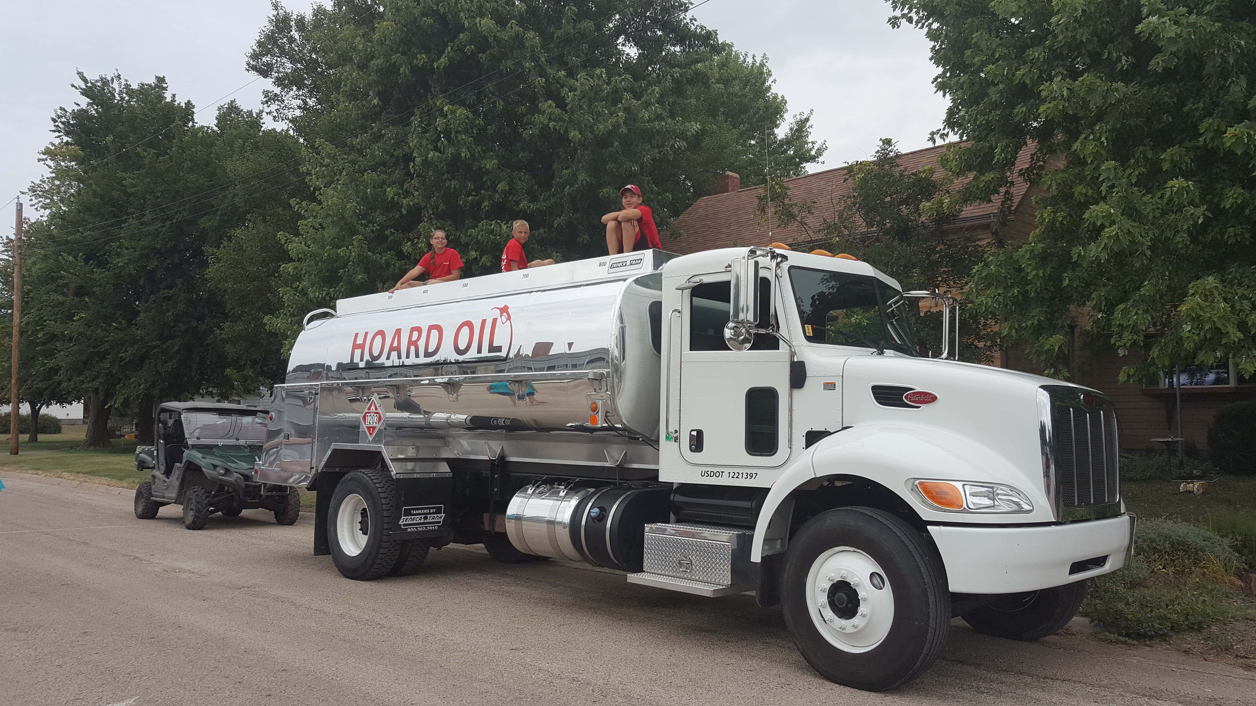 Hoard Oil - Courtland, KS, US, full service gas station