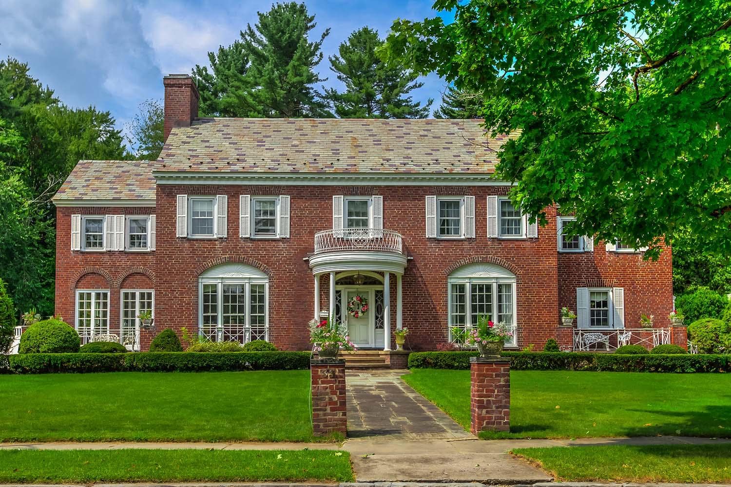 HUNT Real Estate ERA - Glens Falls (NY 12801), US, buy houses