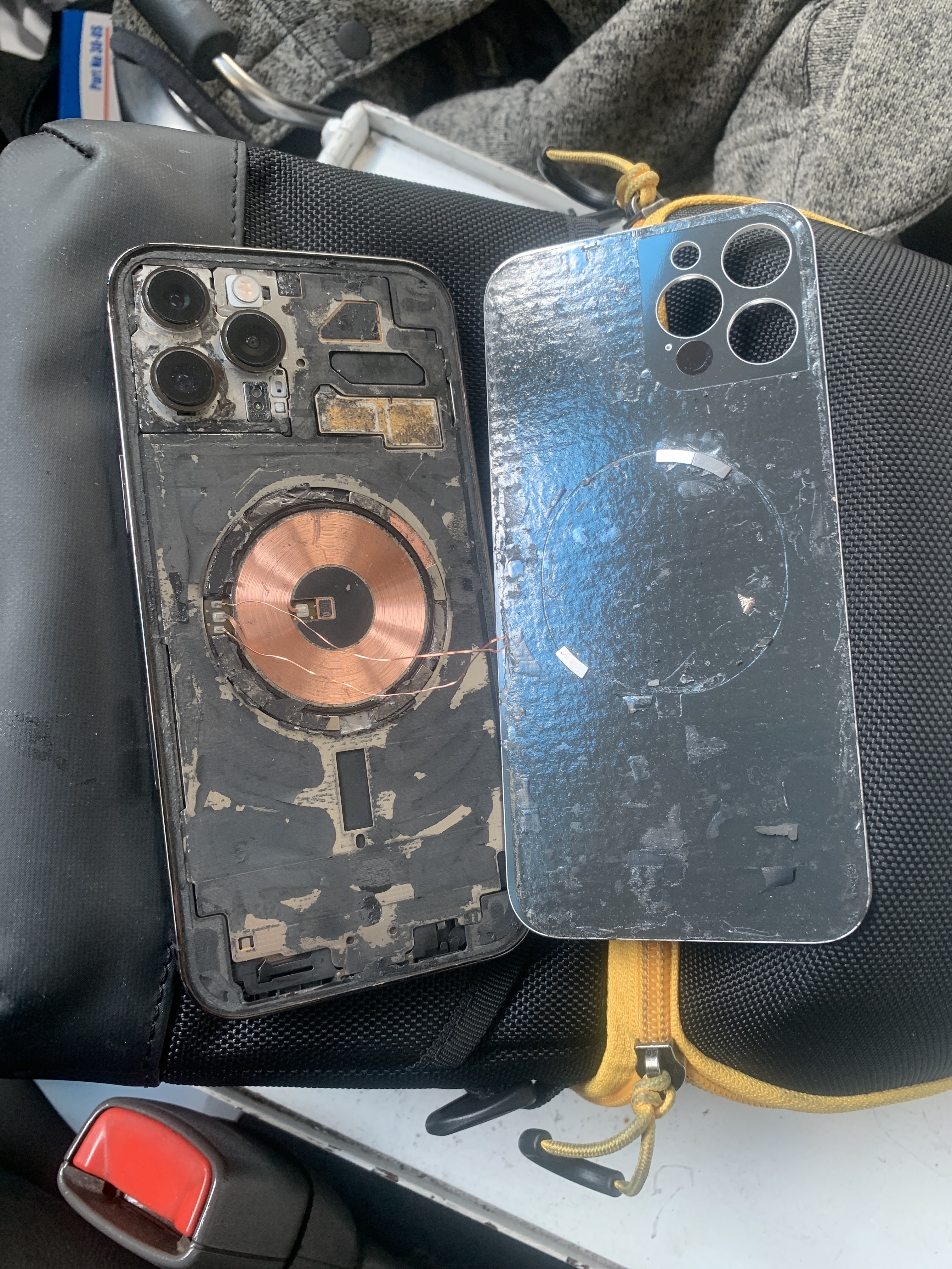 Asurion Phone & Tech Repair - Berwyn (IL 60402), US, cracked my phone