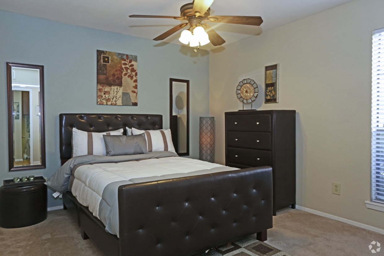 Hickory Hill Apartments - Tomball, TX, US, 2 bedroom apartments for rent