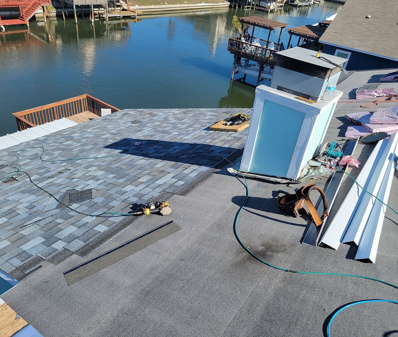 Islanders Roofing and Restoration LLC - Corpus Christi, TX, US, rubber roof installation