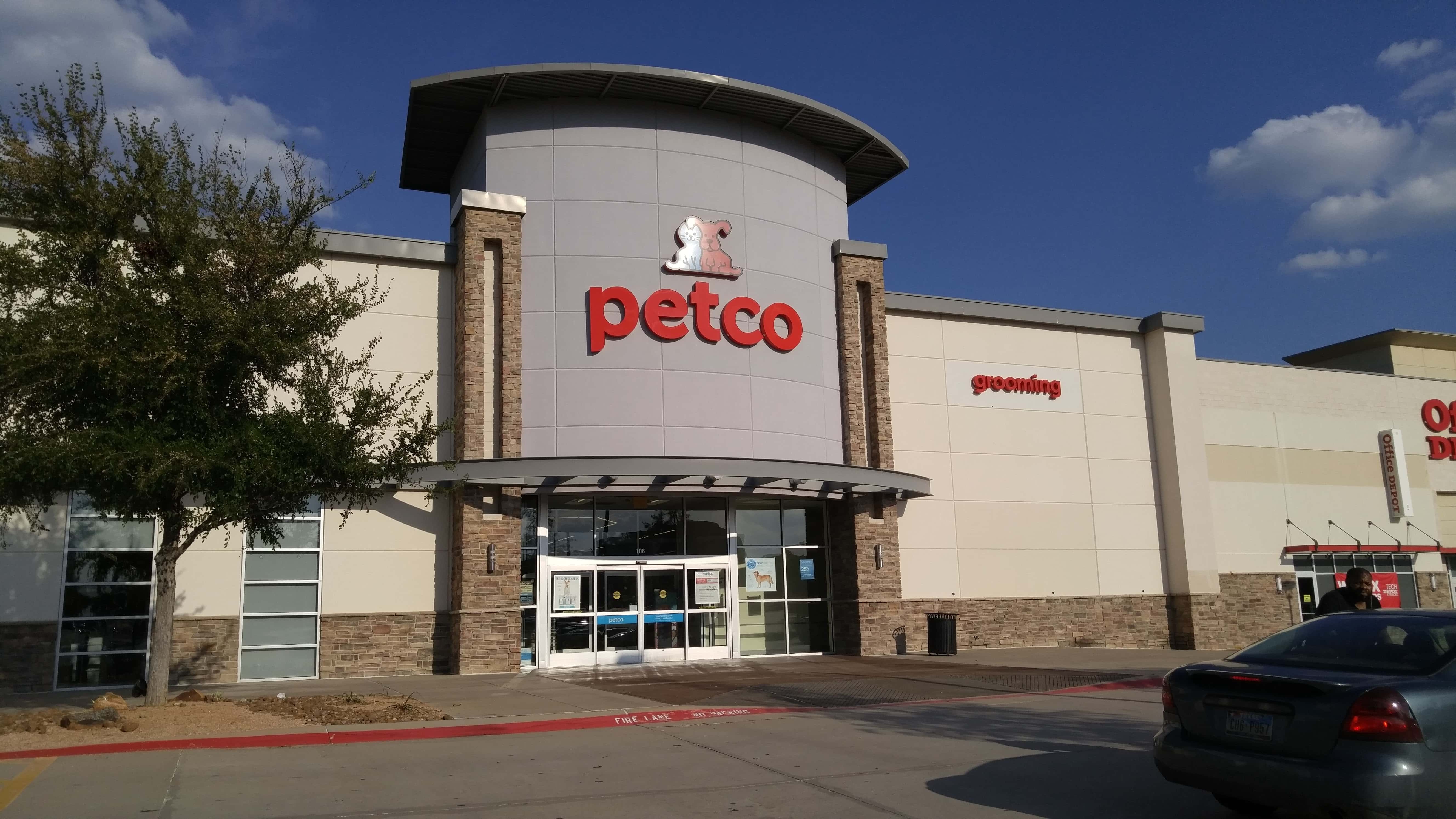 Petco - Dallas (TX 75254), US, pet shop online
