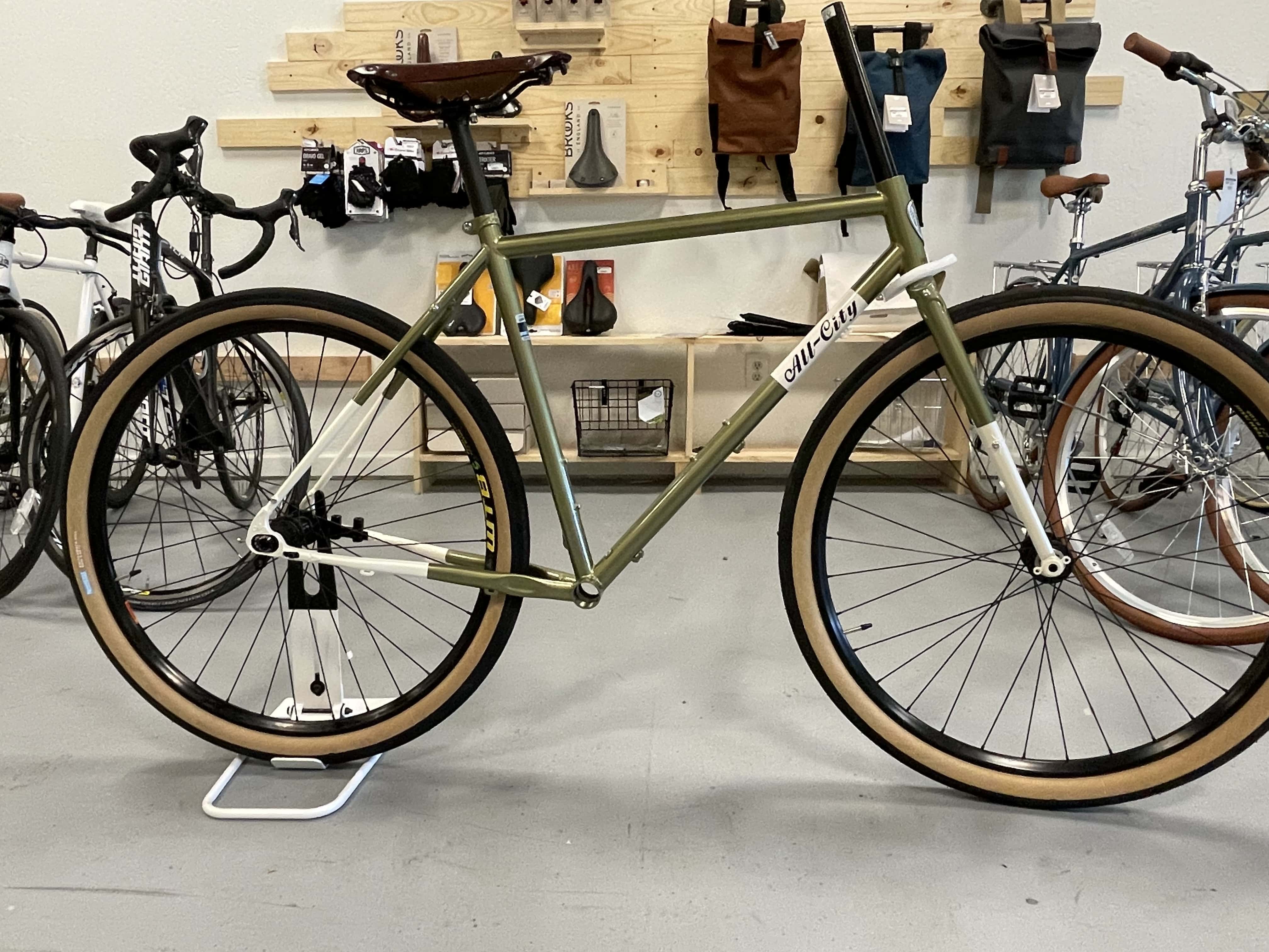 Smith & Bergen Bicycles - Petaluma, CA, US, bicycle shop