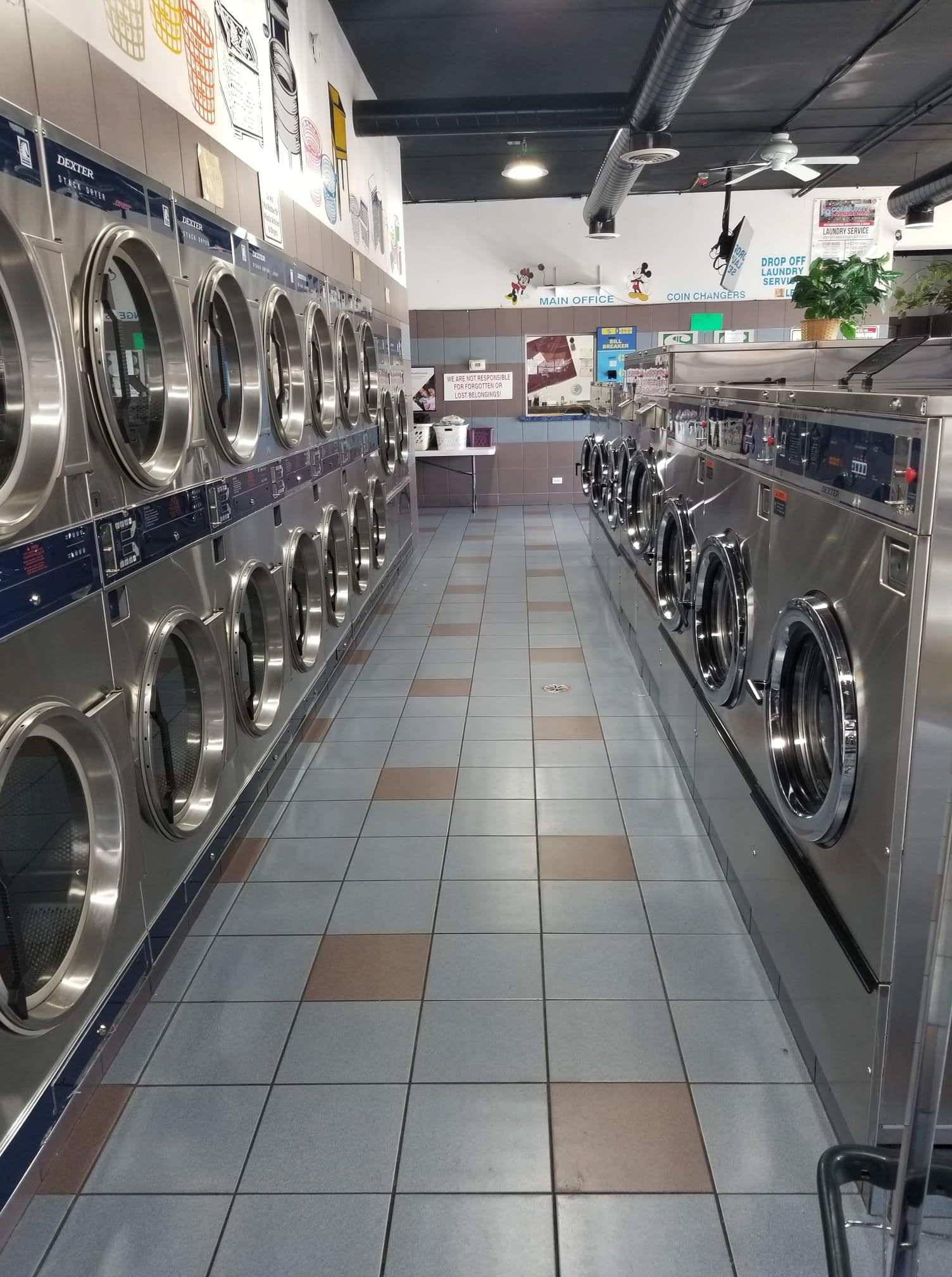 Community Laundromat - North Chicago, IL, US, 24hr laundromat near me