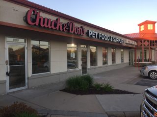 chuck & don’s pet food & supplies - north oaks (mn 55127)