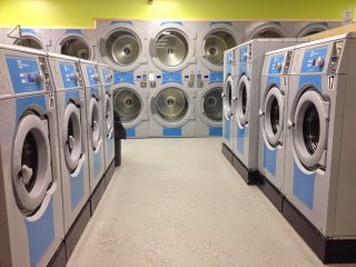 clothes quarters laundromat