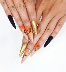 emily nails