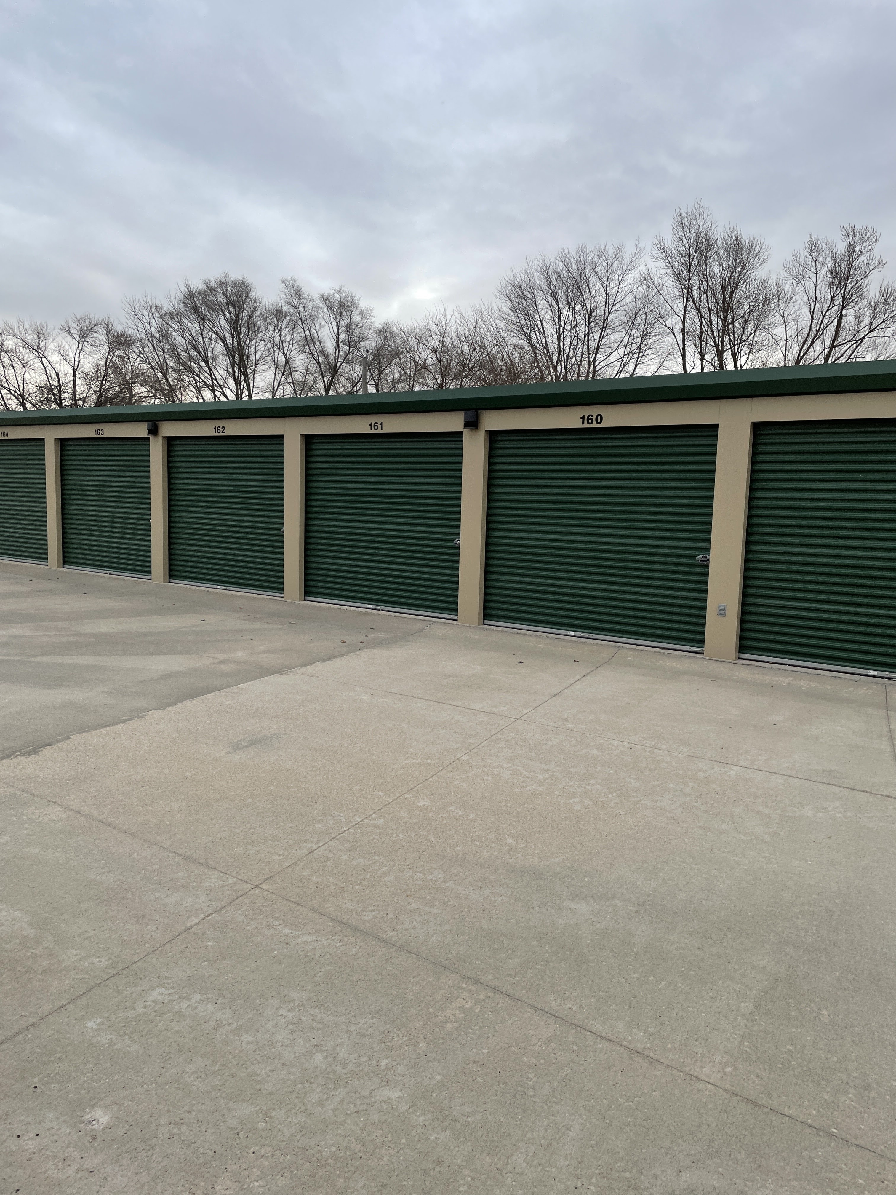 Mack Self Storage - Iowa City, IA, US, vehicle storage